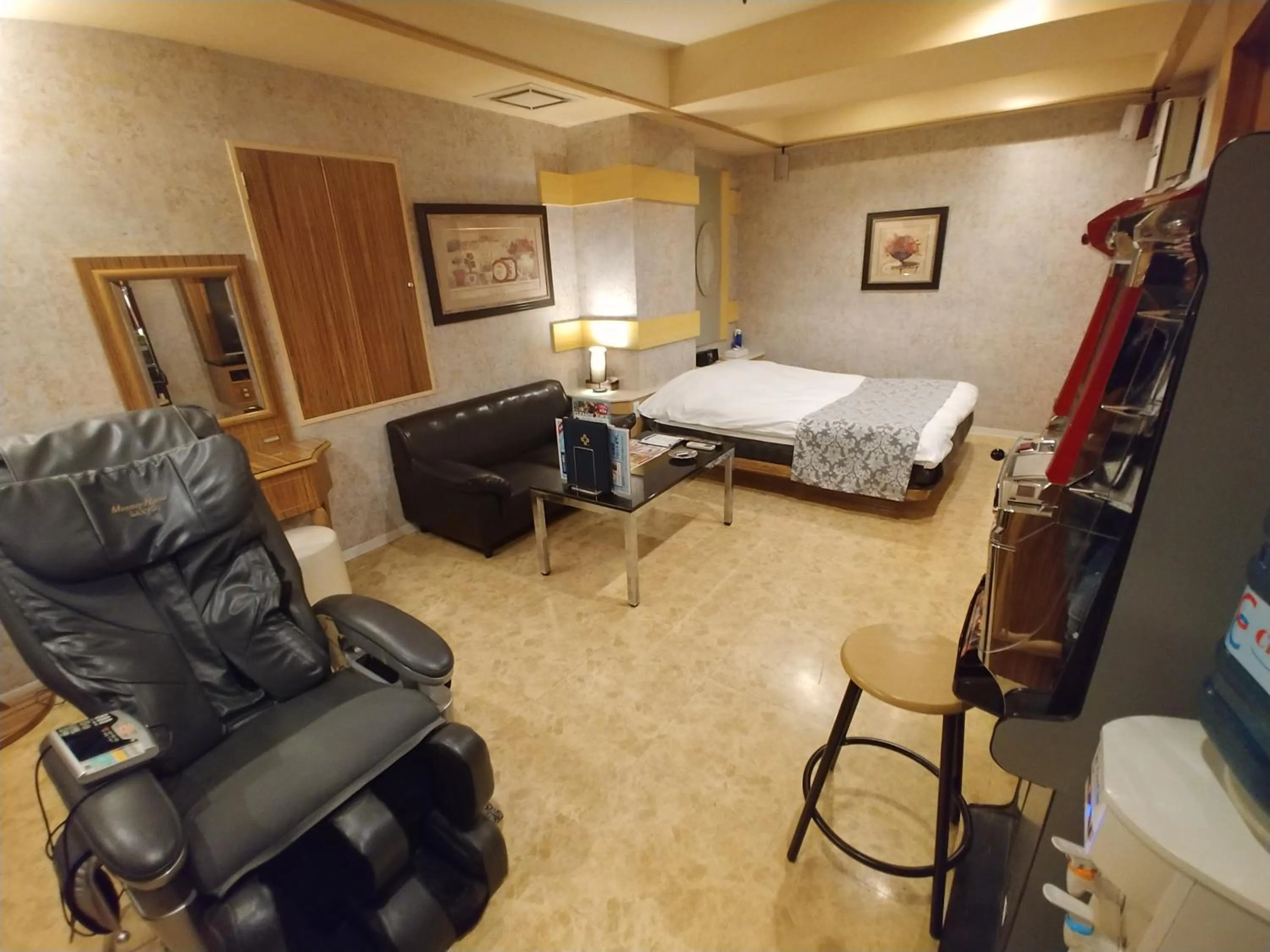 Hotel Allure (Adult Only)