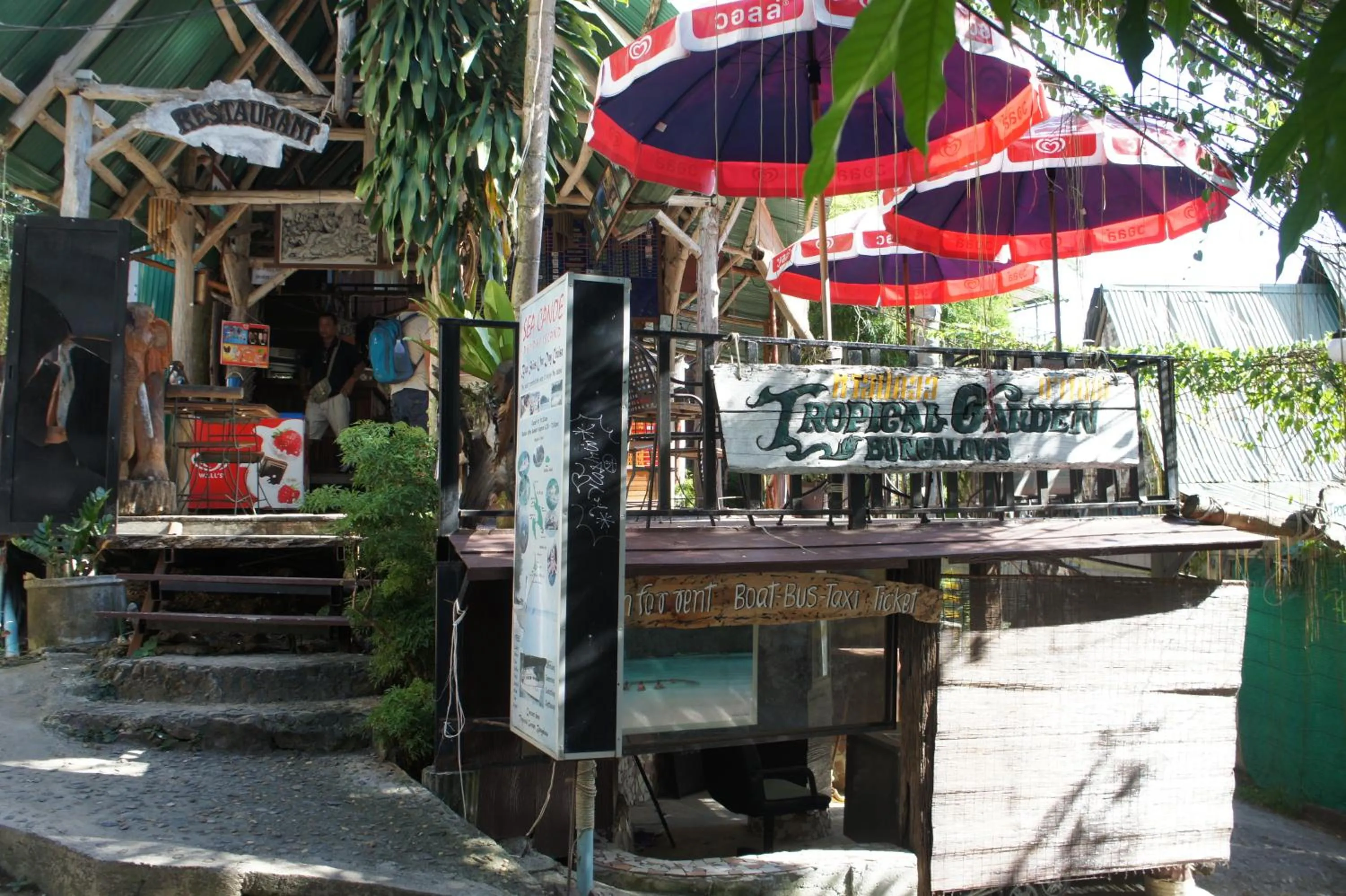 Tropical Garden Bungalow