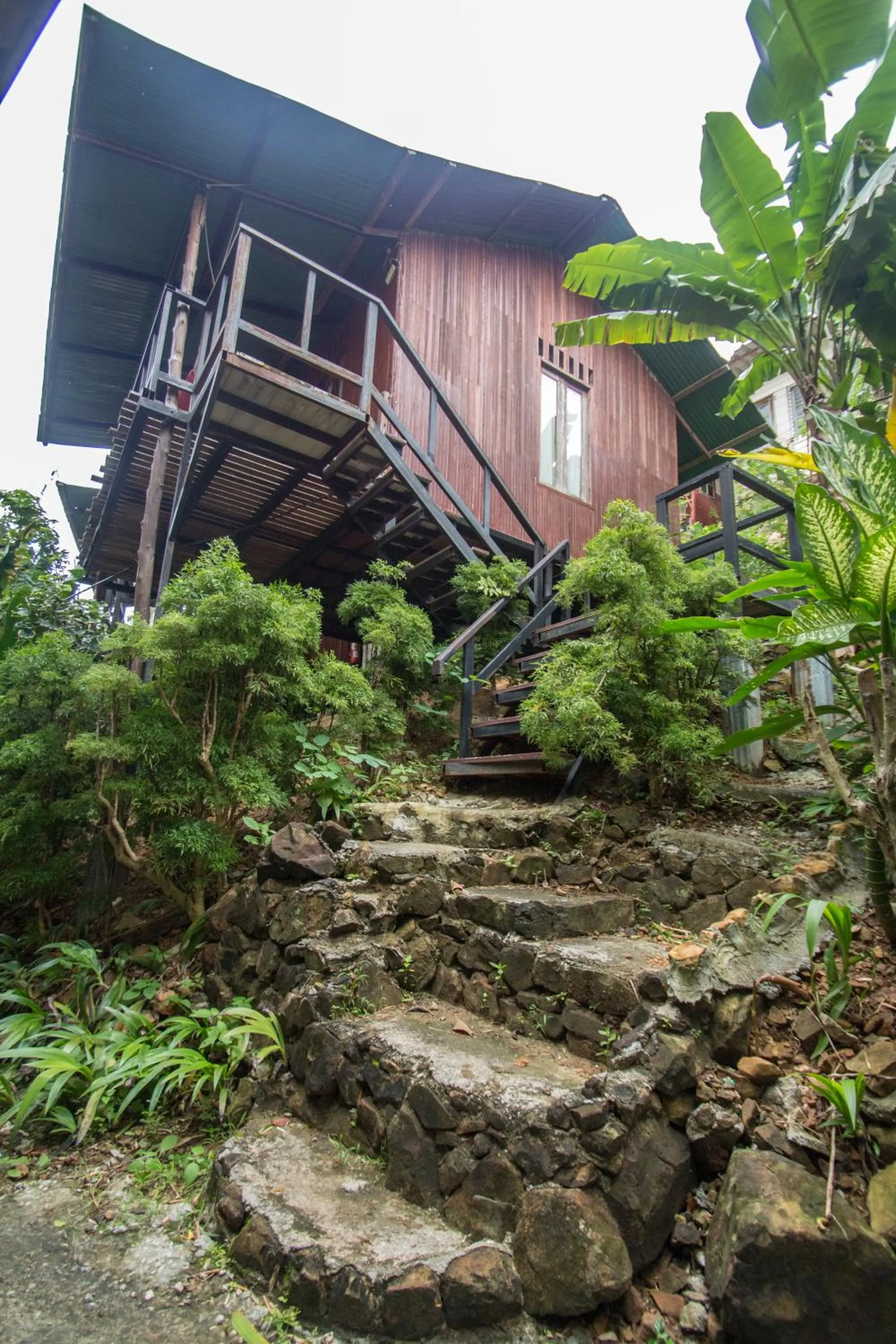 Tropical Garden Bungalow