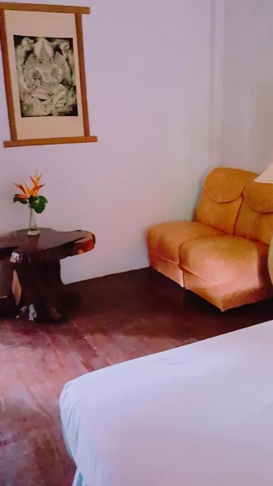 Bed in Tropical Garden Bungalow