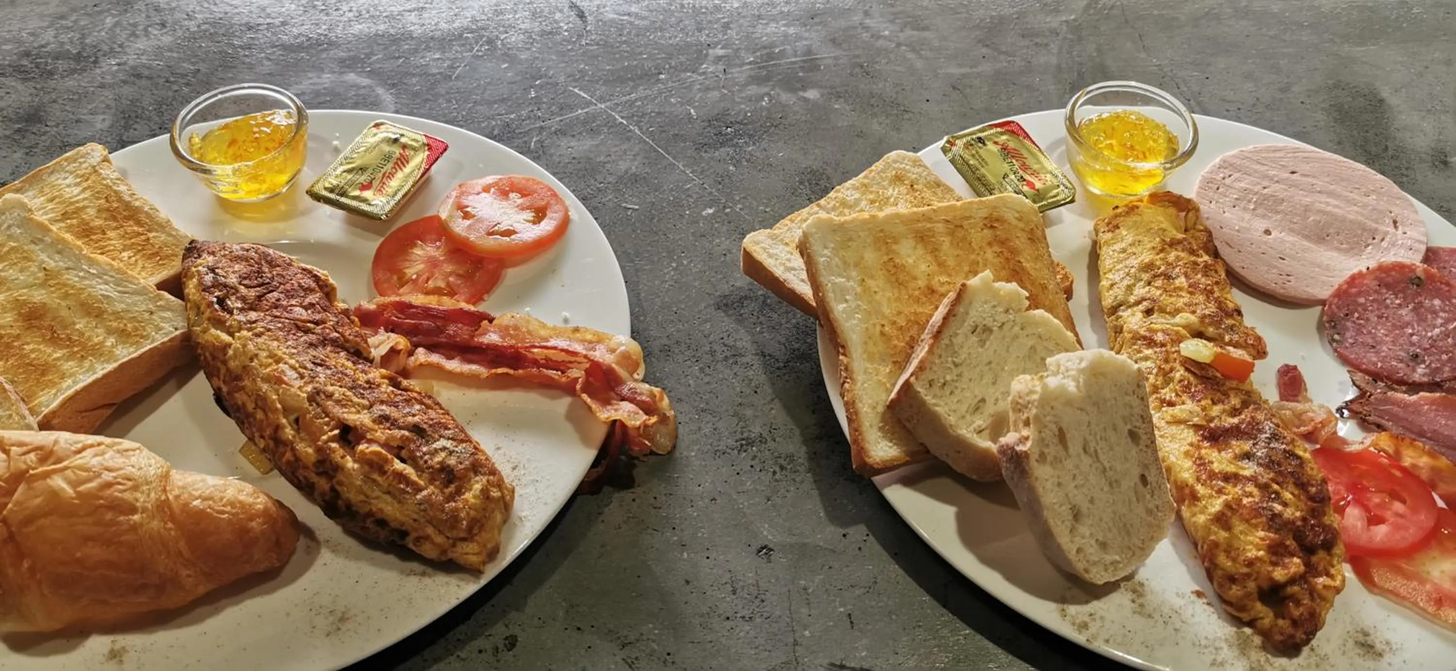 Breakfast in Asian Secret Resort