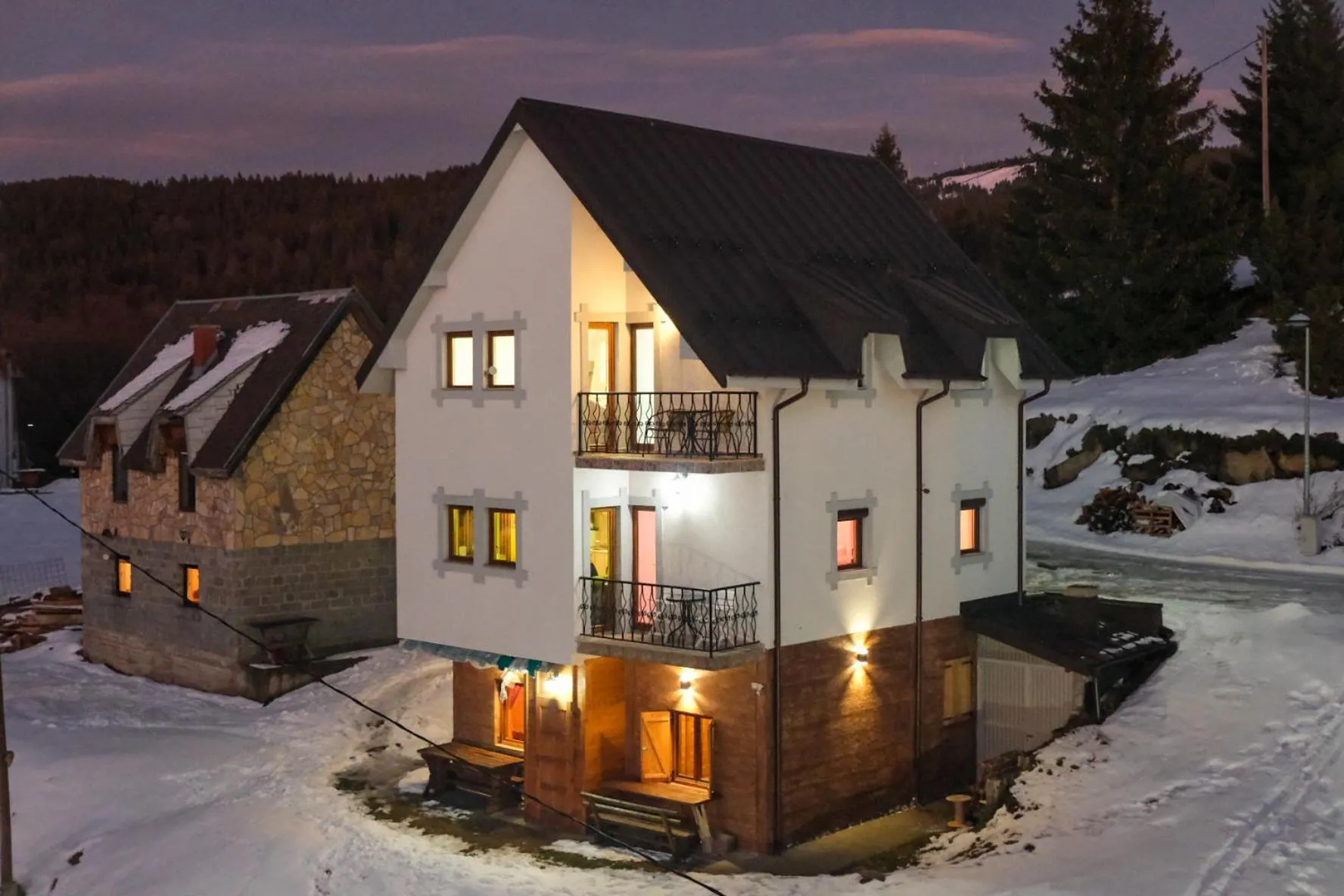 Property building in Apartment Snow Garden