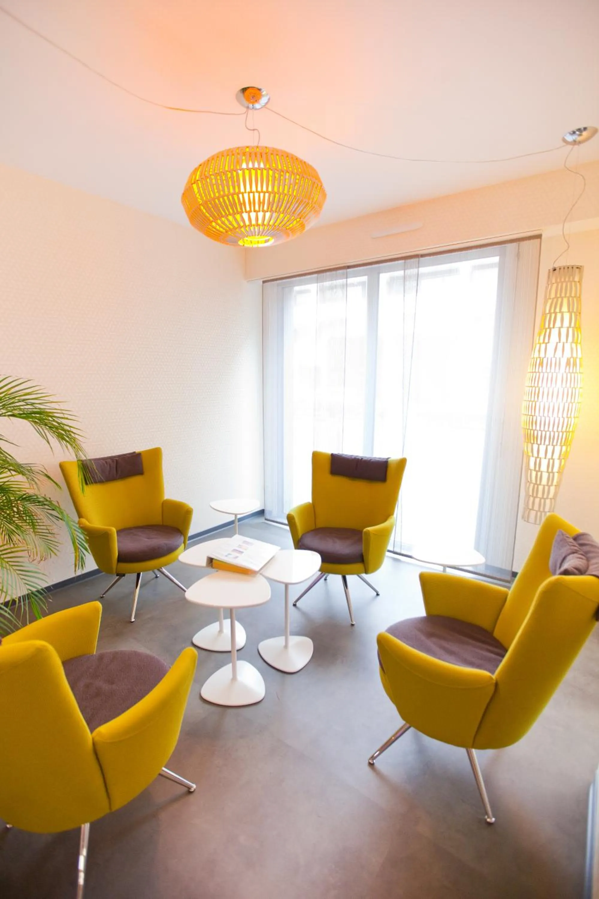 Lobby or reception in Hôtel Anne De Bretagne