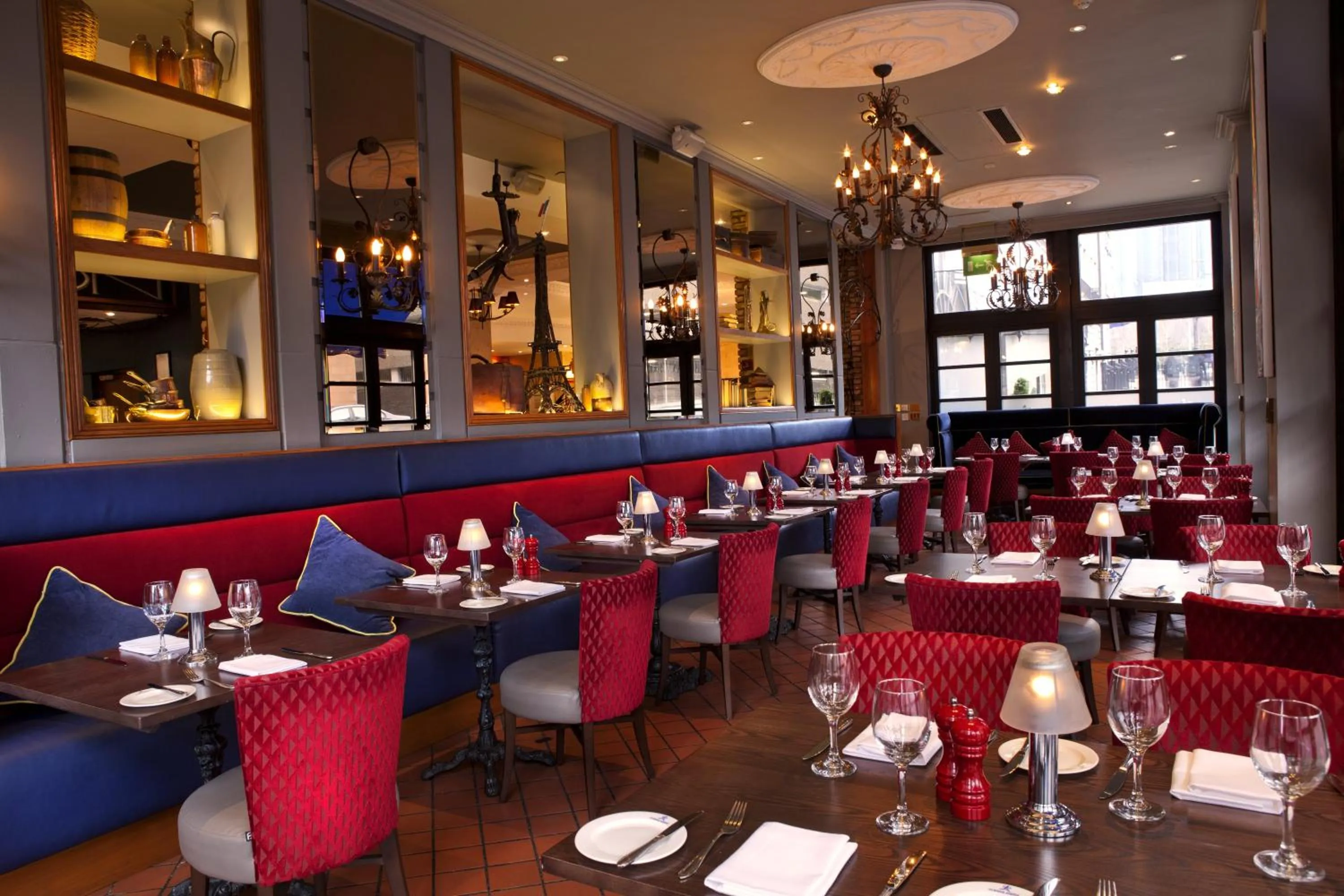 Restaurant/places to eat in Holiday Inn - Glasgow - City Ctr Theatreland by IHG