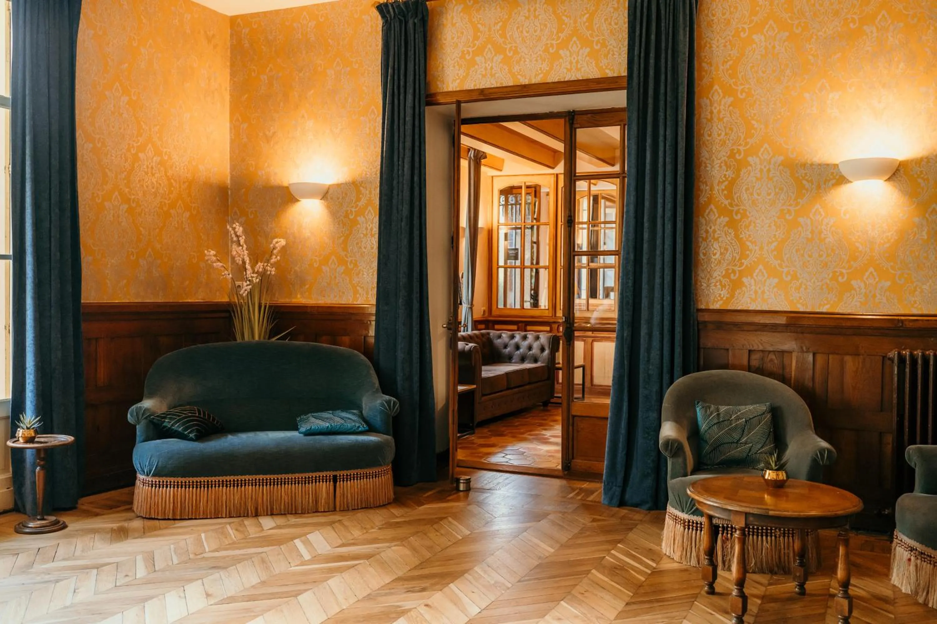 Le Cro-Magnon - hôtel - piscine - climatisation