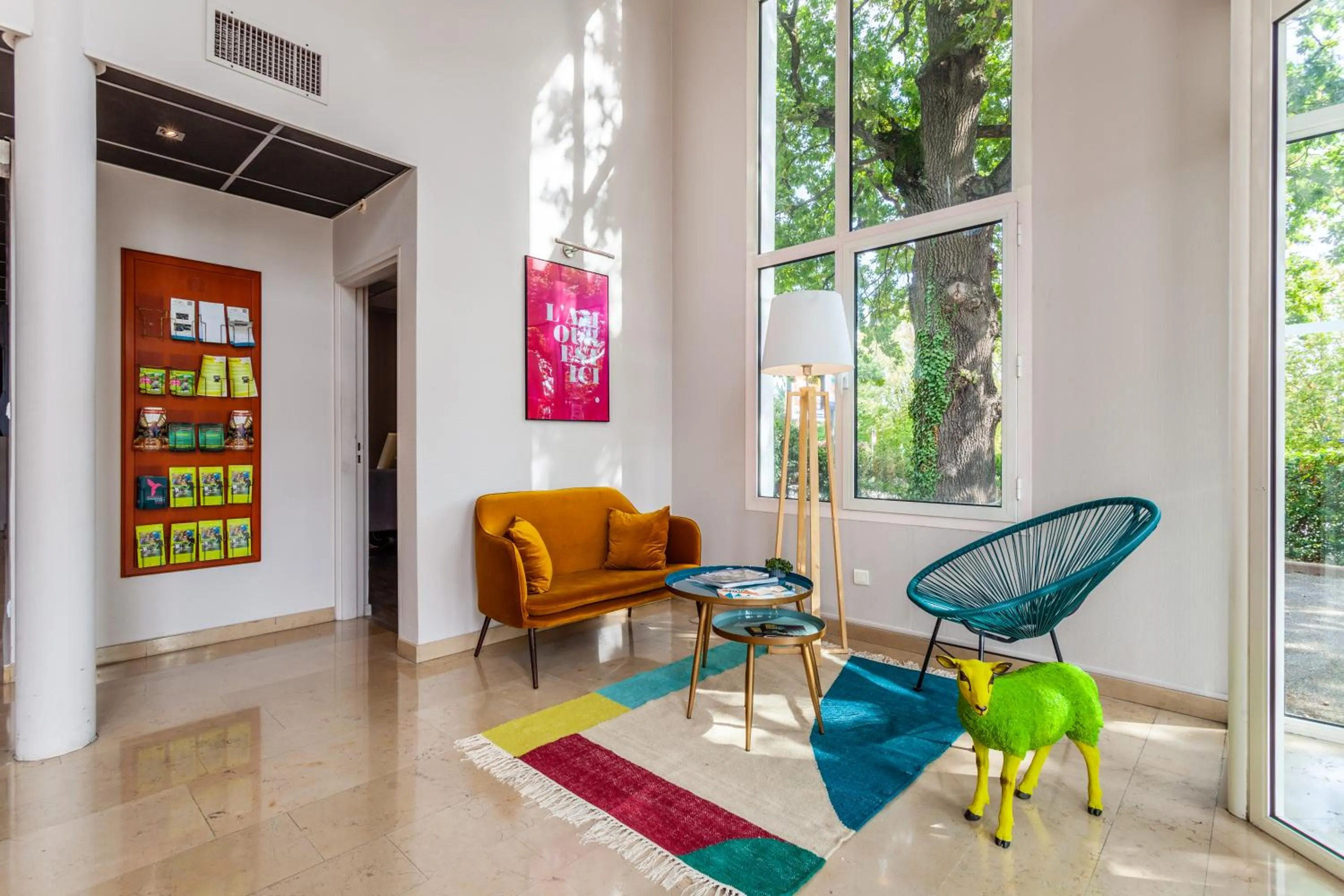 Lobby or reception, Seating Area in Hotel Full Colors