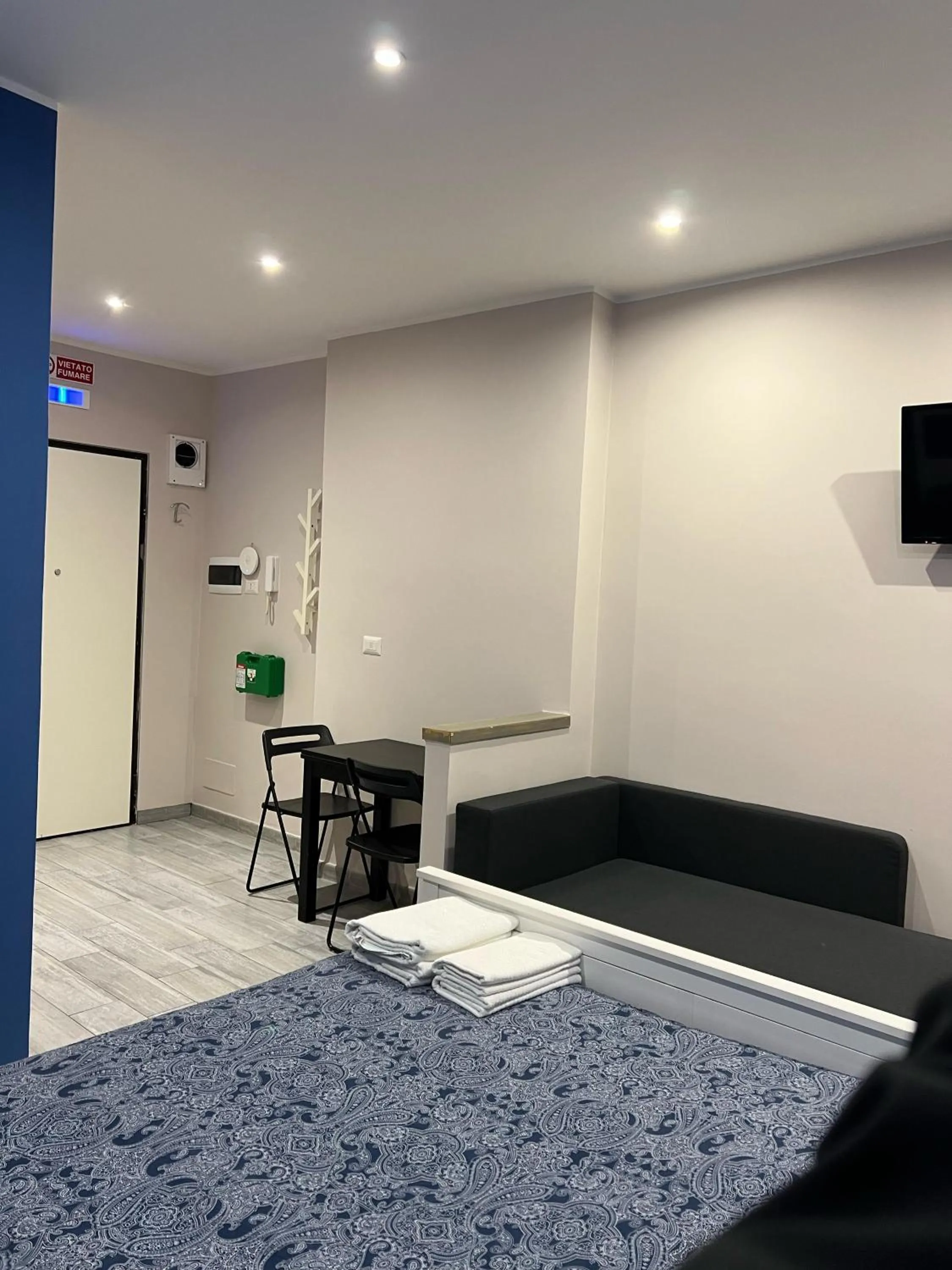 Seating area in Giuseppe & Greta