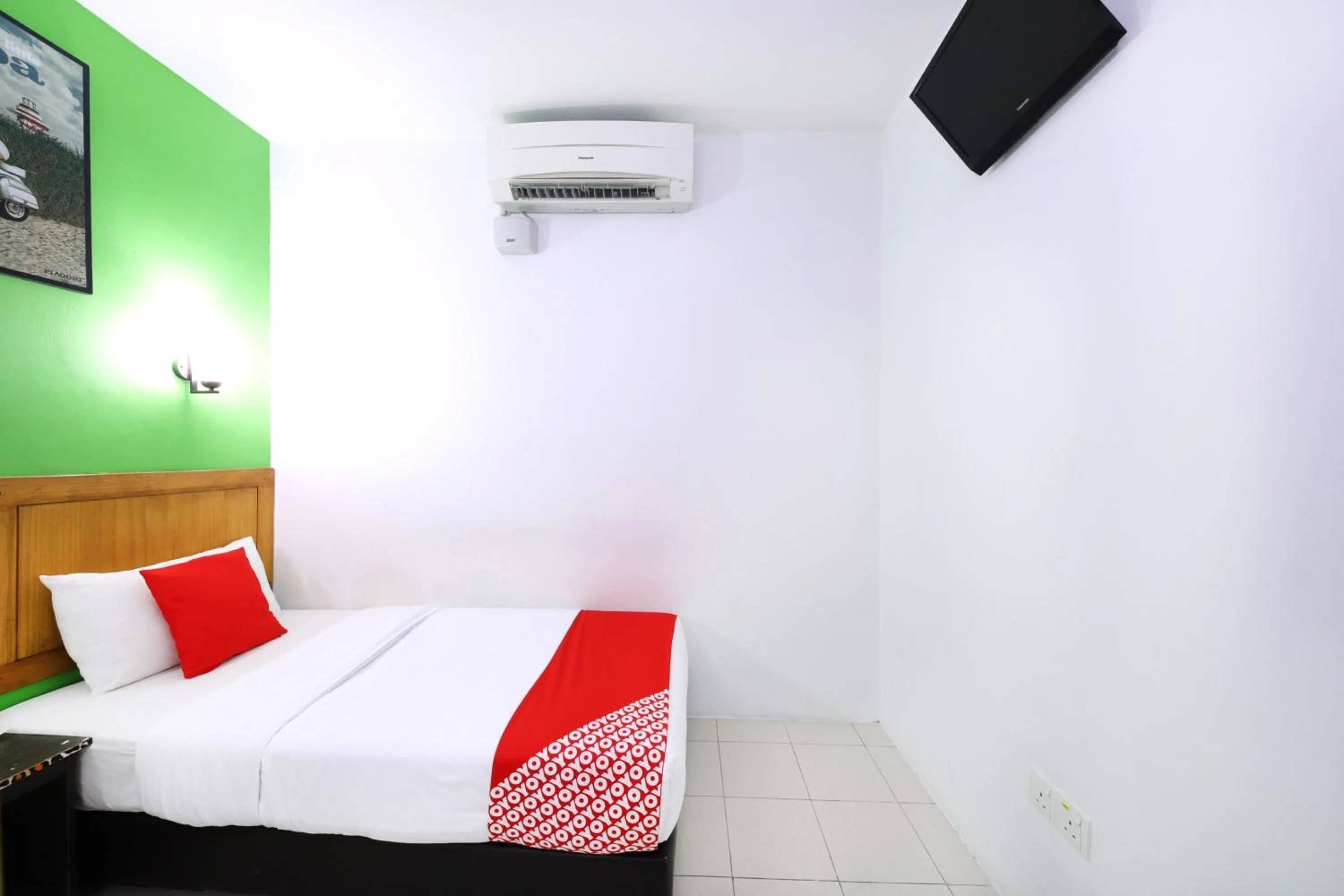 Bedroom in Hotel O Midah Inn Puchong