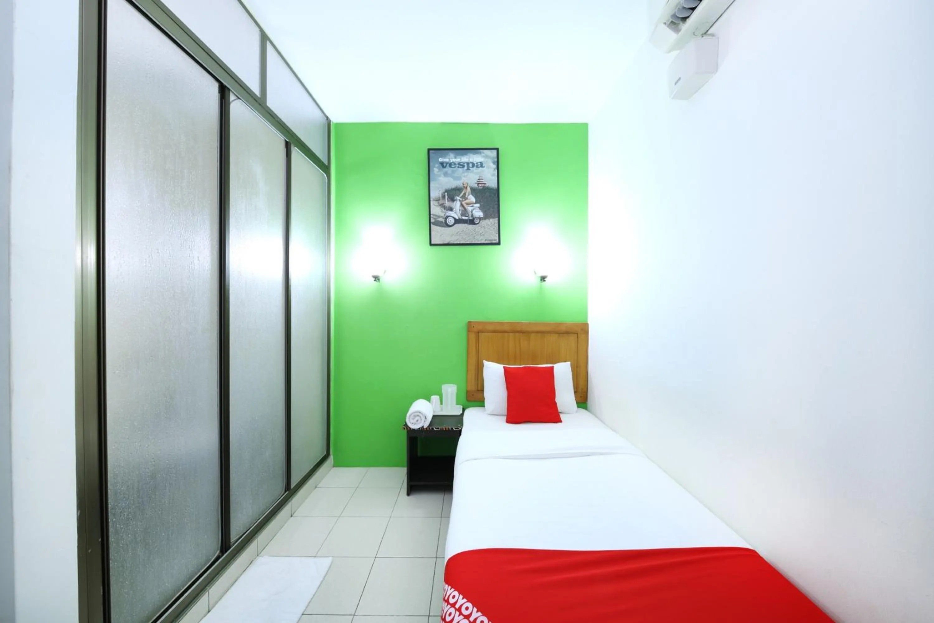 Bedroom in Hotel O Midah Inn Puchong