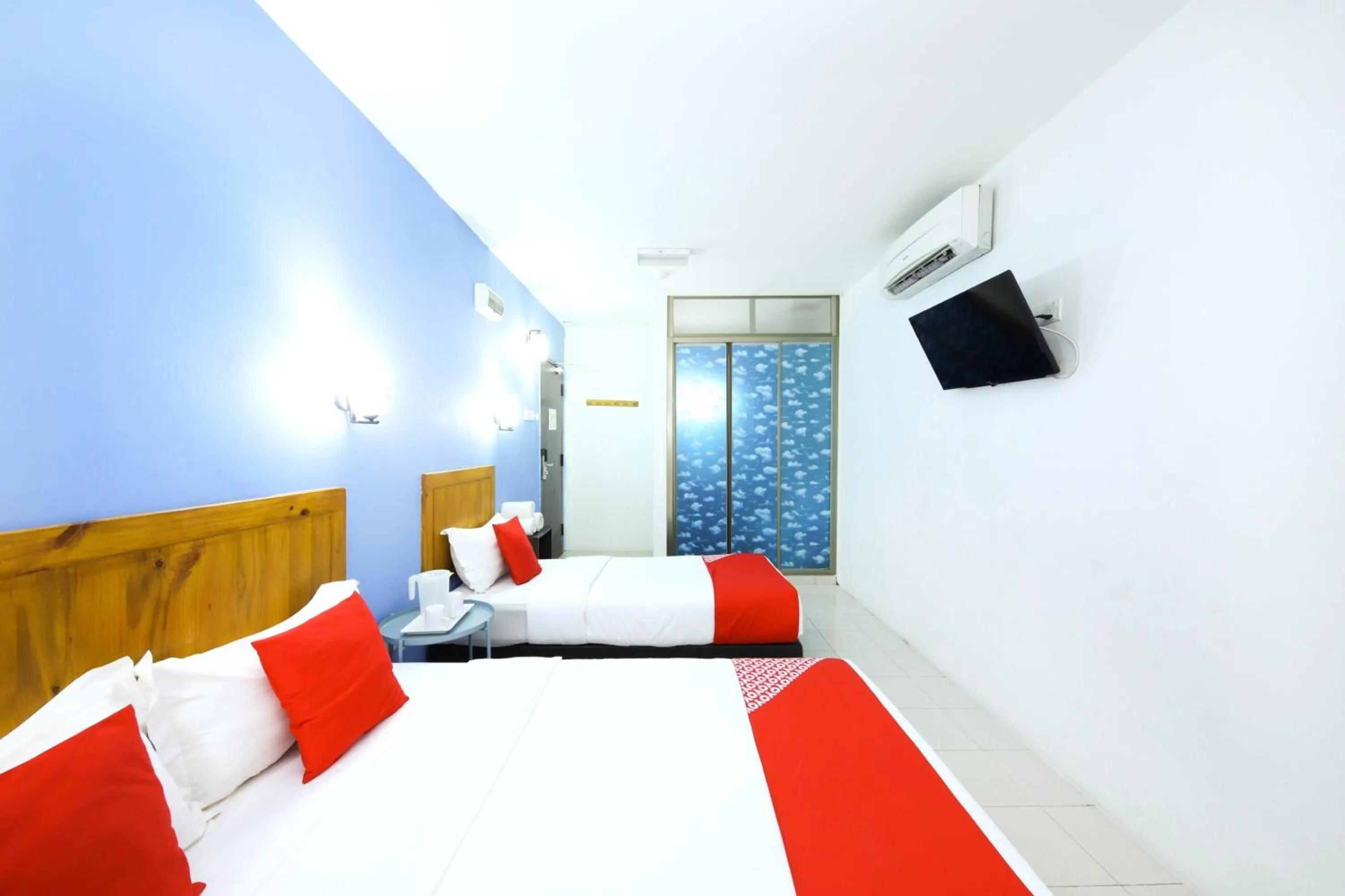 Bedroom in Hotel O Midah Inn Puchong