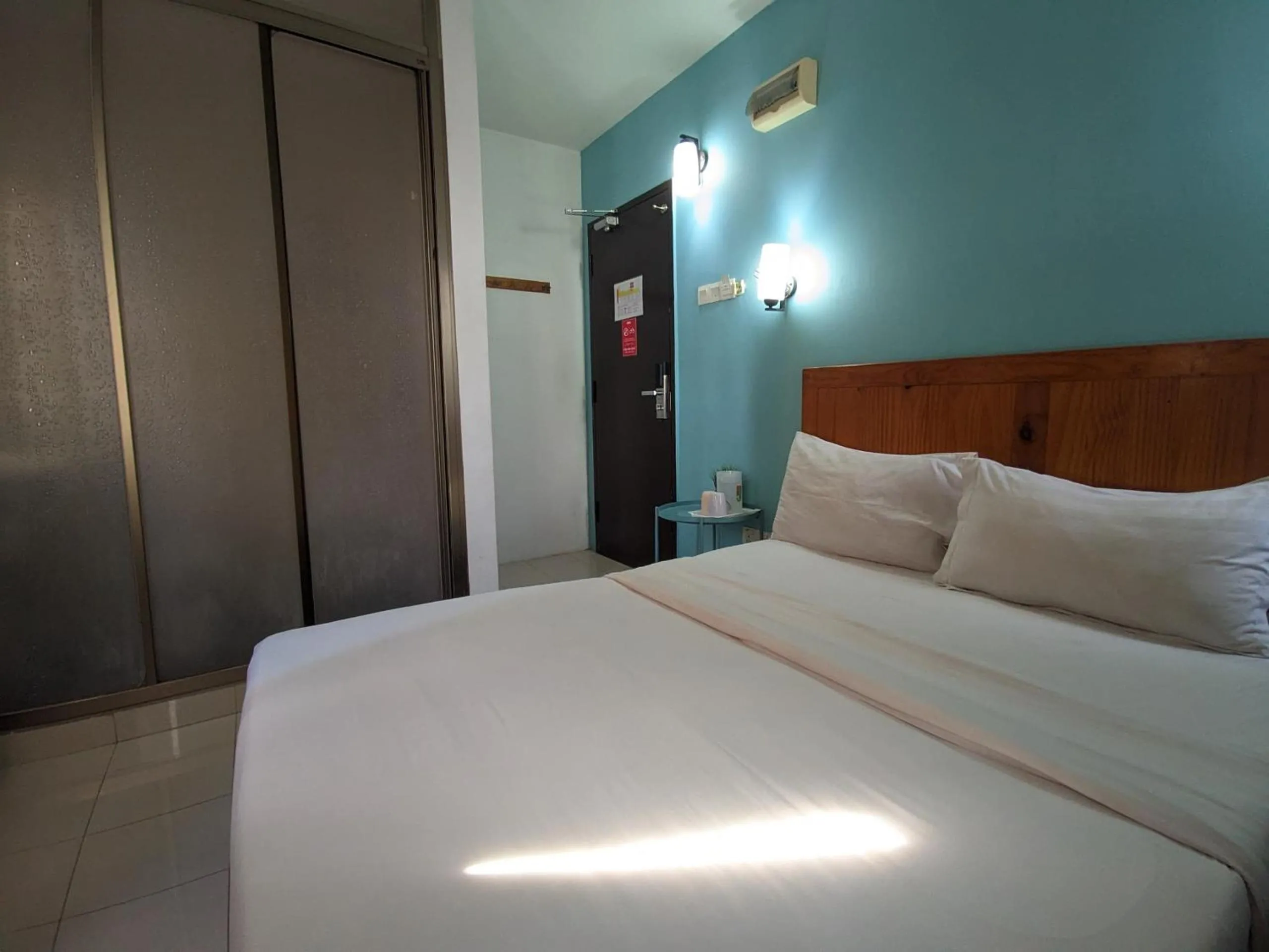 Bedroom, Bed in Midah Inn Puchong