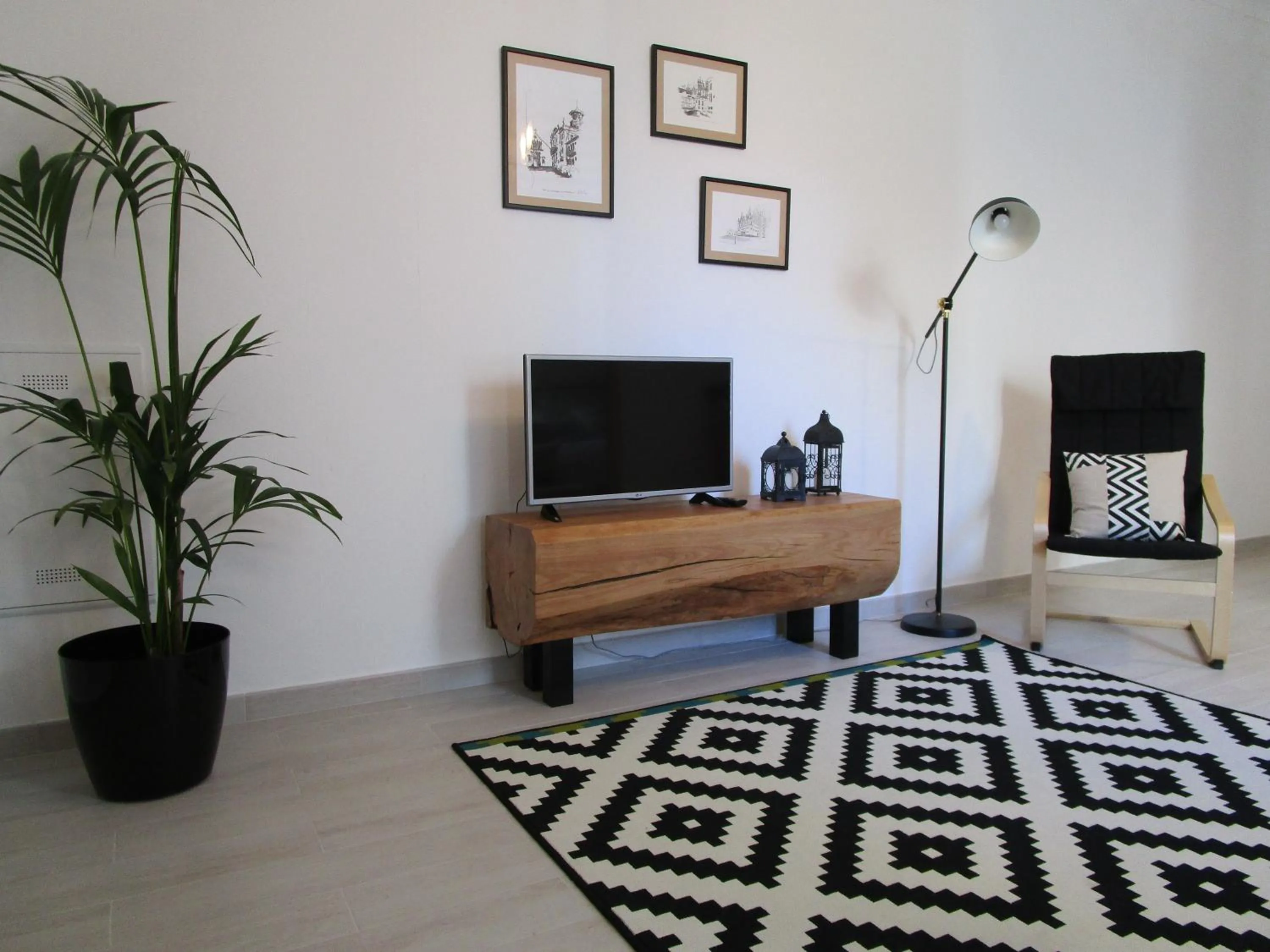 Communal lounge/ TV room in Casa Flor d'Sal