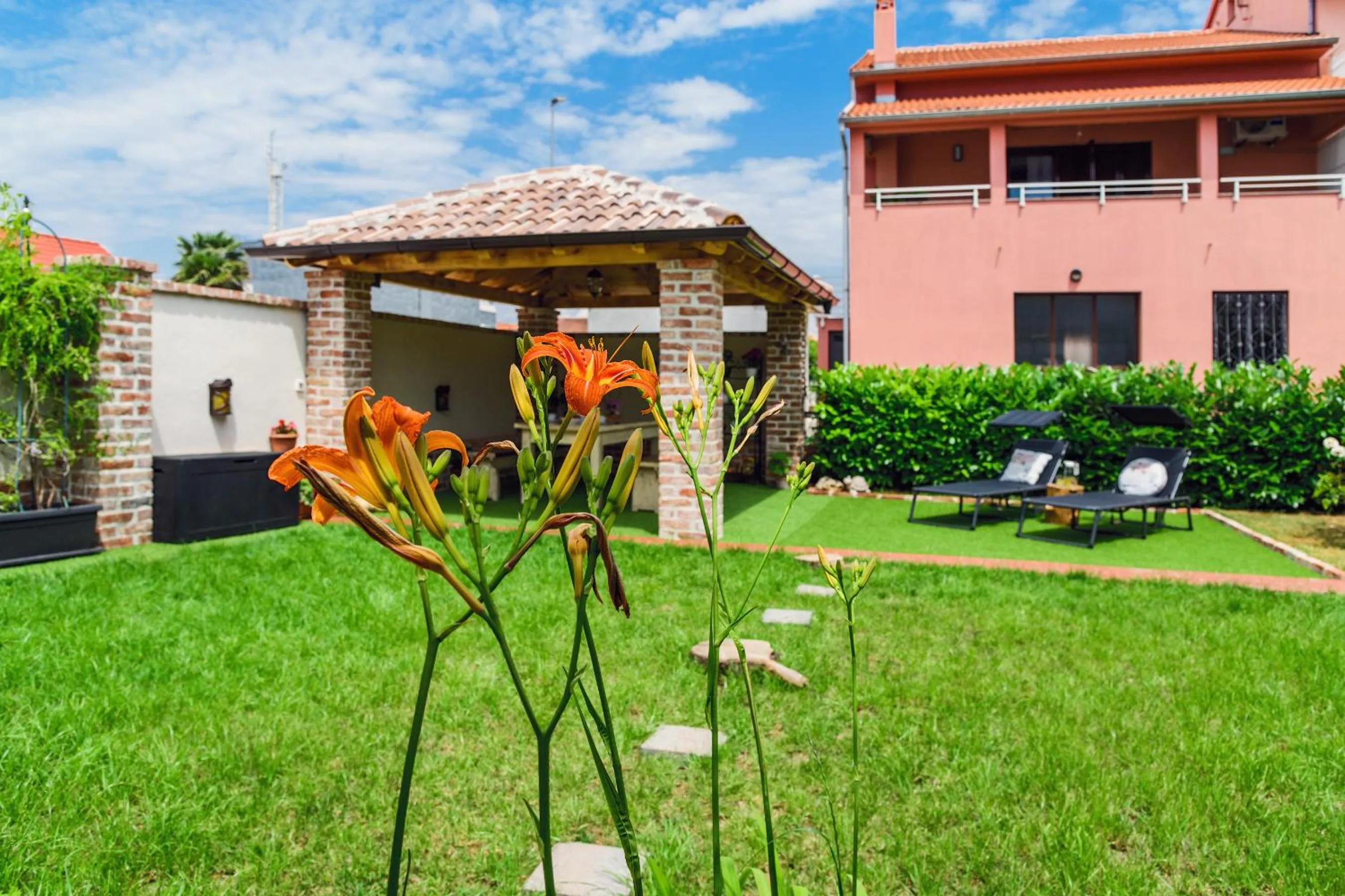 Garden in Apartment Old Cottage