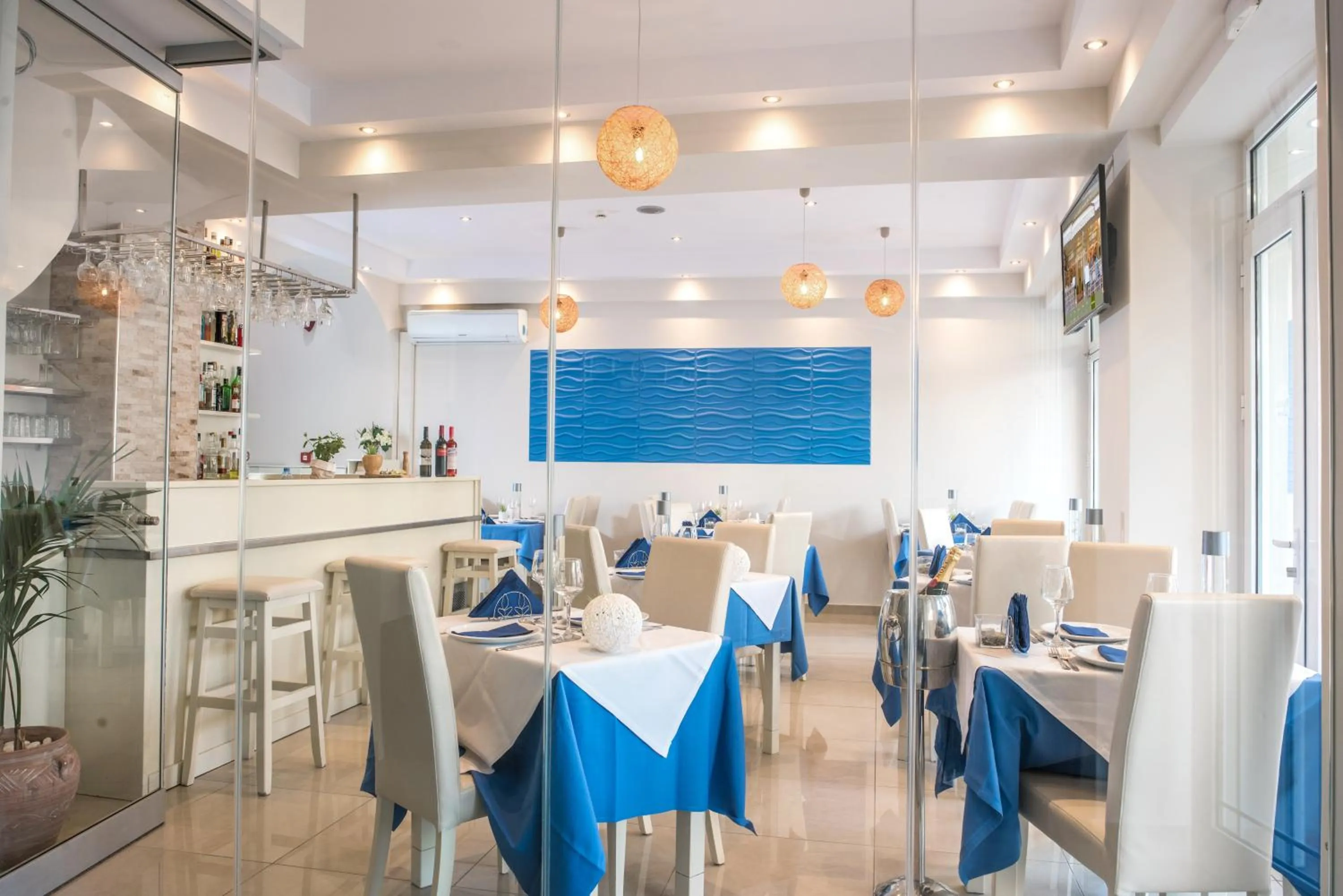 Lounge or bar in Palotel Design Gouvia