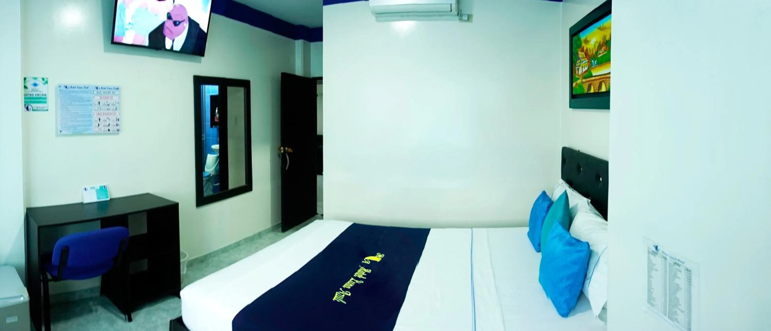 Bed in Hotel Luna Azul