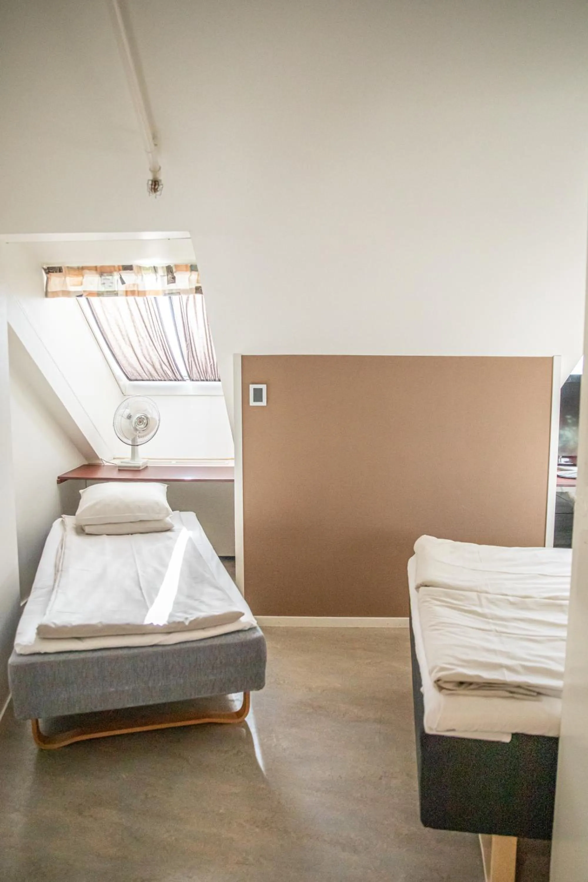 Bed in Hotel Kupolen