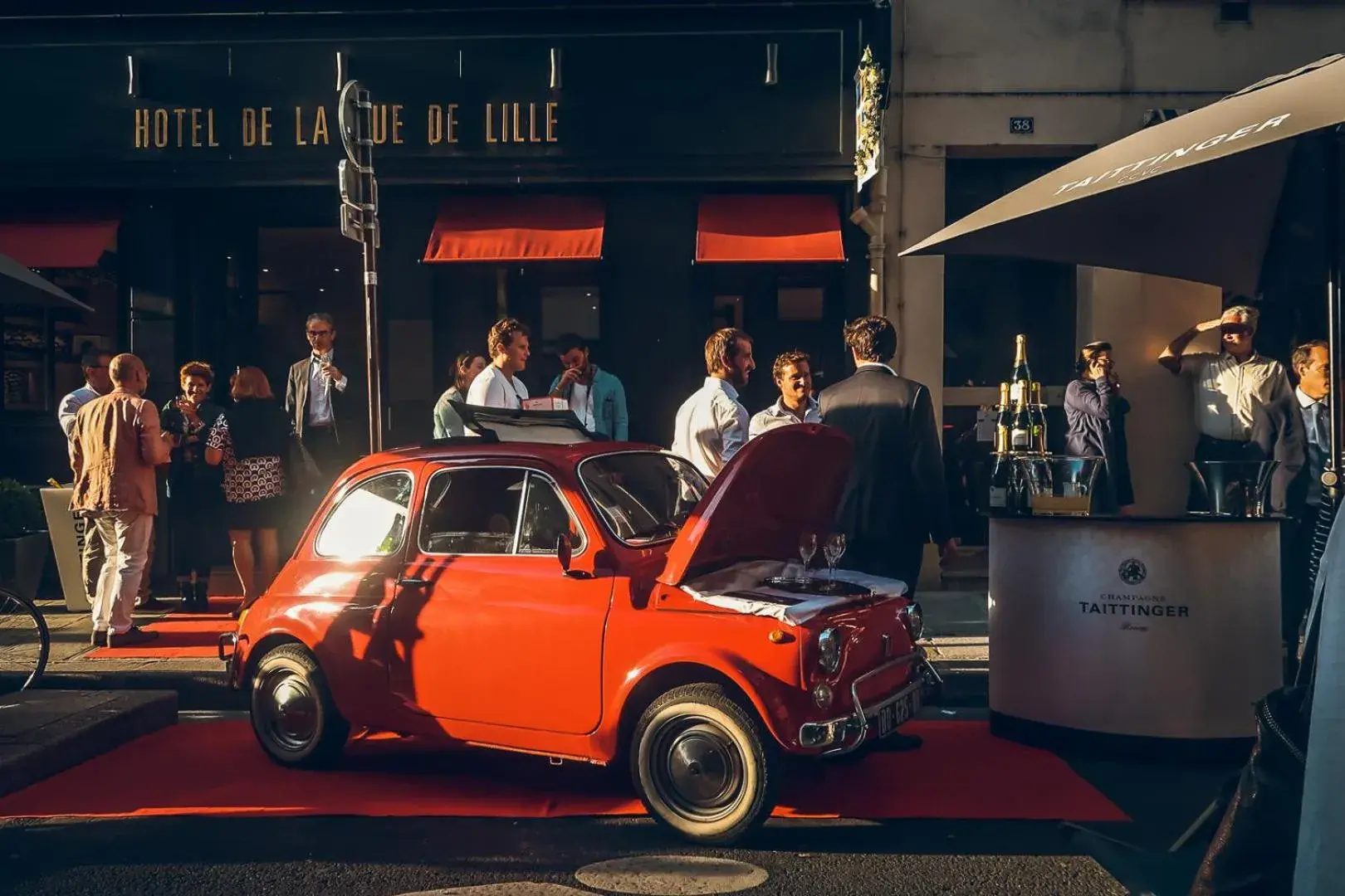 Facade/entrance in Hôtel de Lille - Saint-Germain des Près Facade/entrance in Hôtel de Lille - Saint-Germain des Près