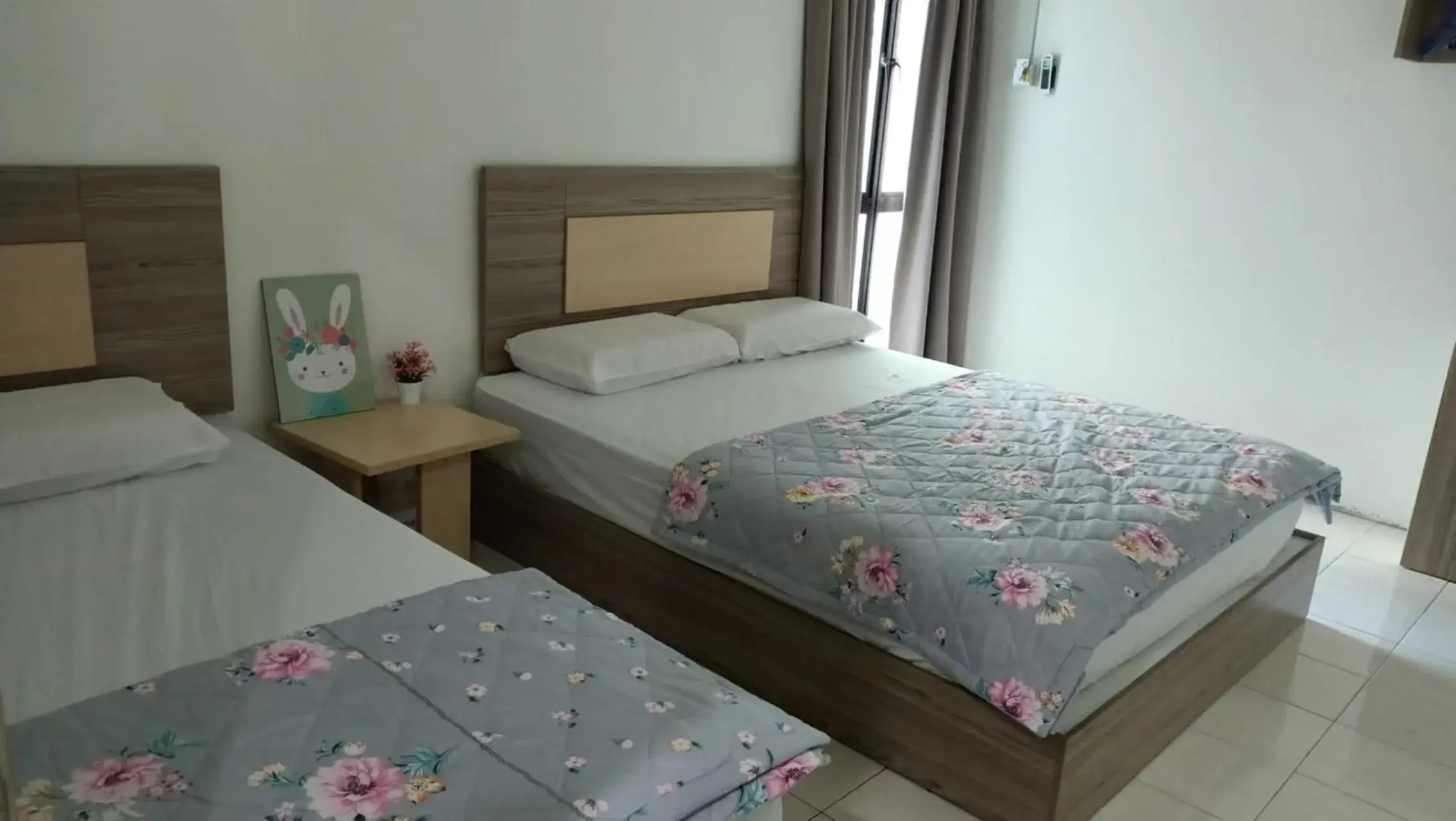 Bed in Walking Distance To The Beach, Pangkor Bed in Walking Distance To The Beach, Pangkor
