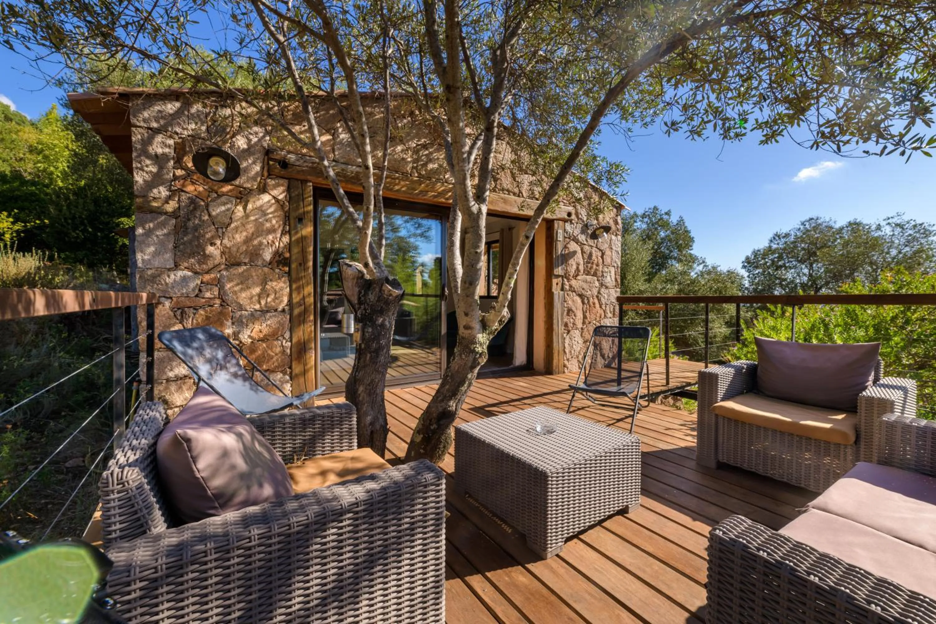 Balcony/Terrace in Les Jardins de Mathieu
