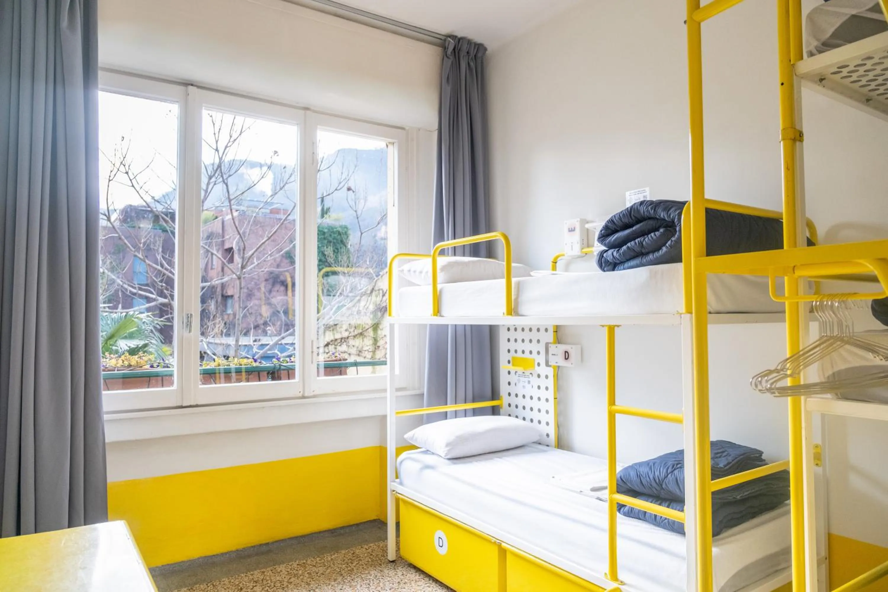 Bed in Ostello Bello Lake Como