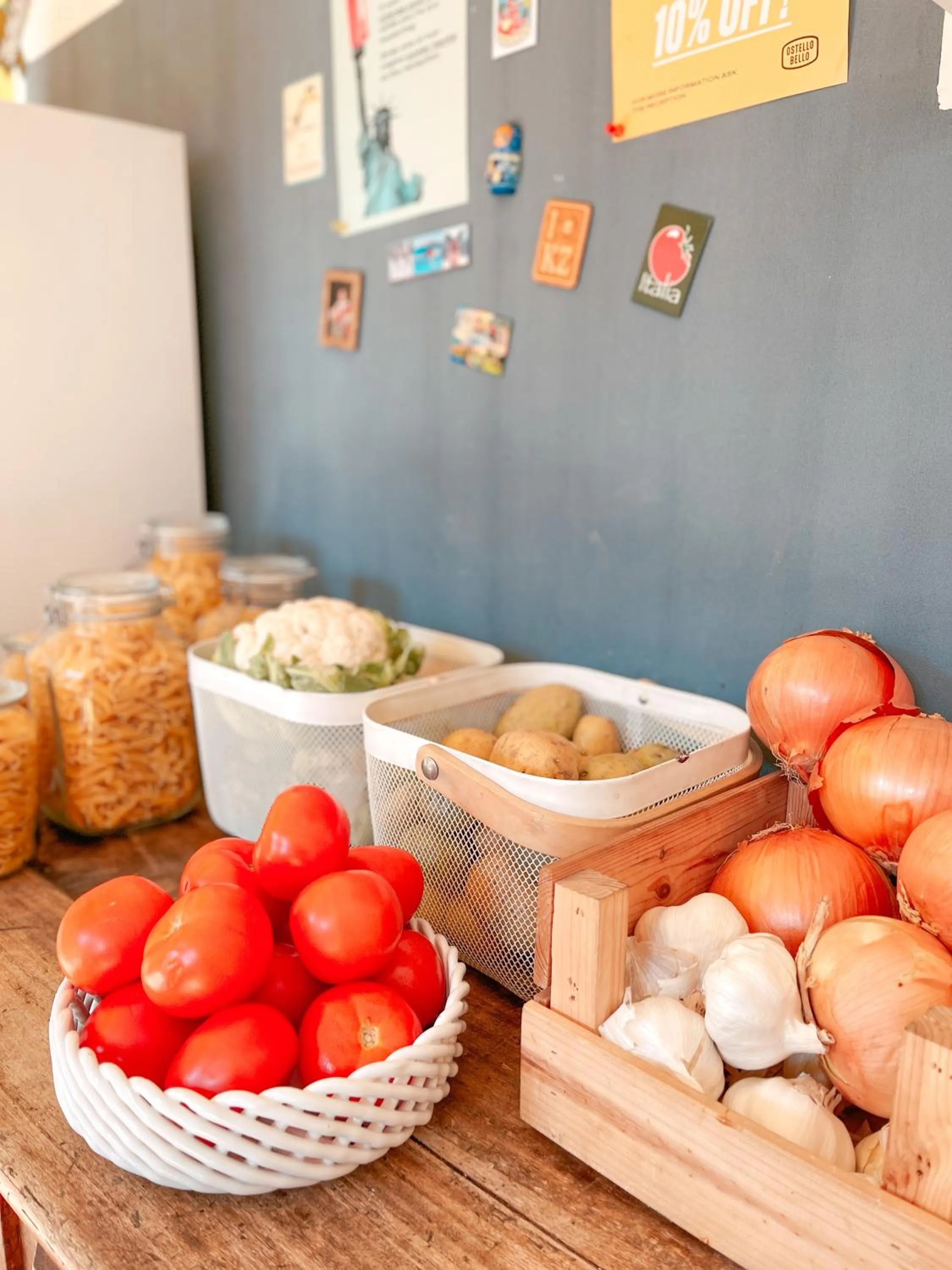 Communal kitchen in Ostello Bello Lake Como