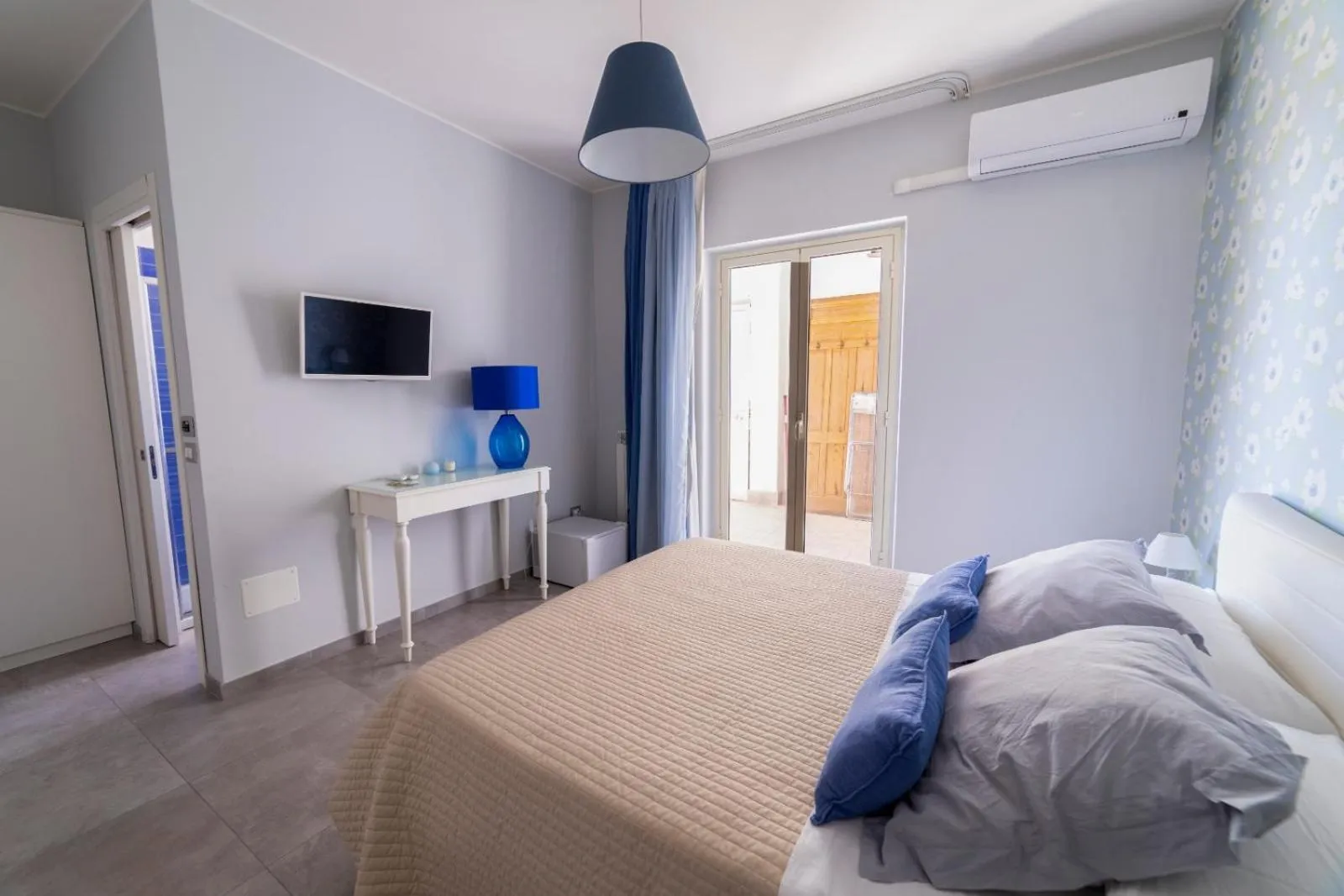 Bed in B&B Attico 160