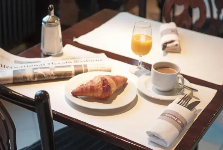 Breakfast in Hotel Montana Zürich Breakfast in Hotel Montana Zürich