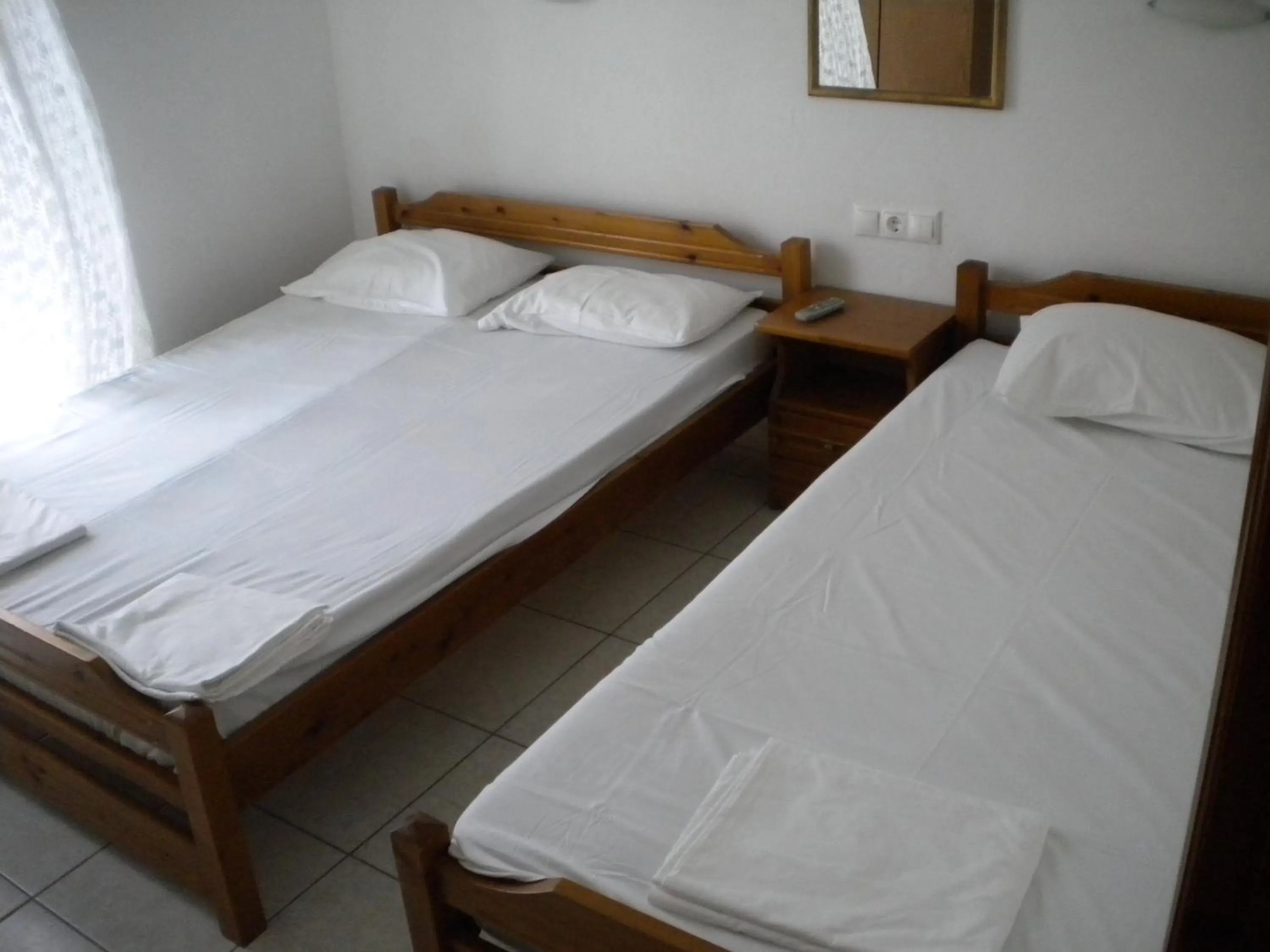 Bed in Aris House