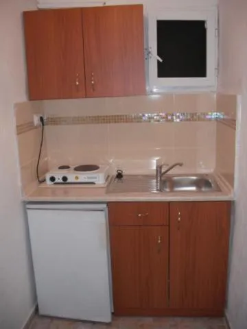 Kitchen or kitchenette in Aris House