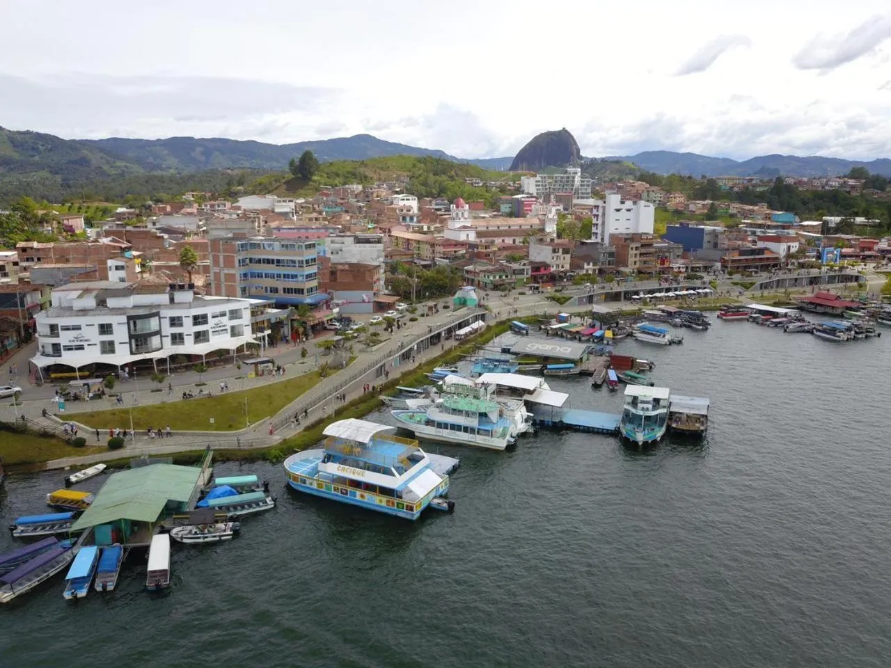 Hotel Portobelo Guatape