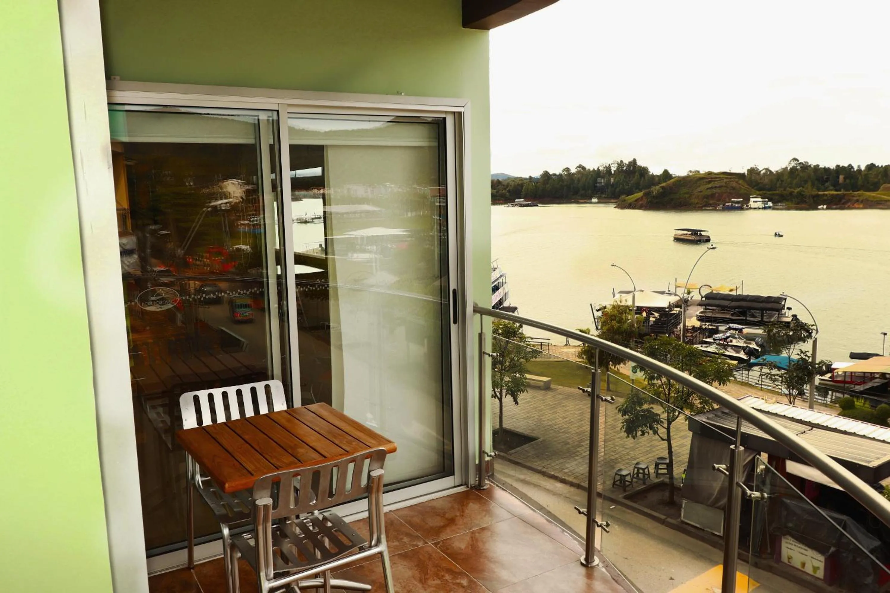 Superior Double Room in Hotel Portobelo Guatape