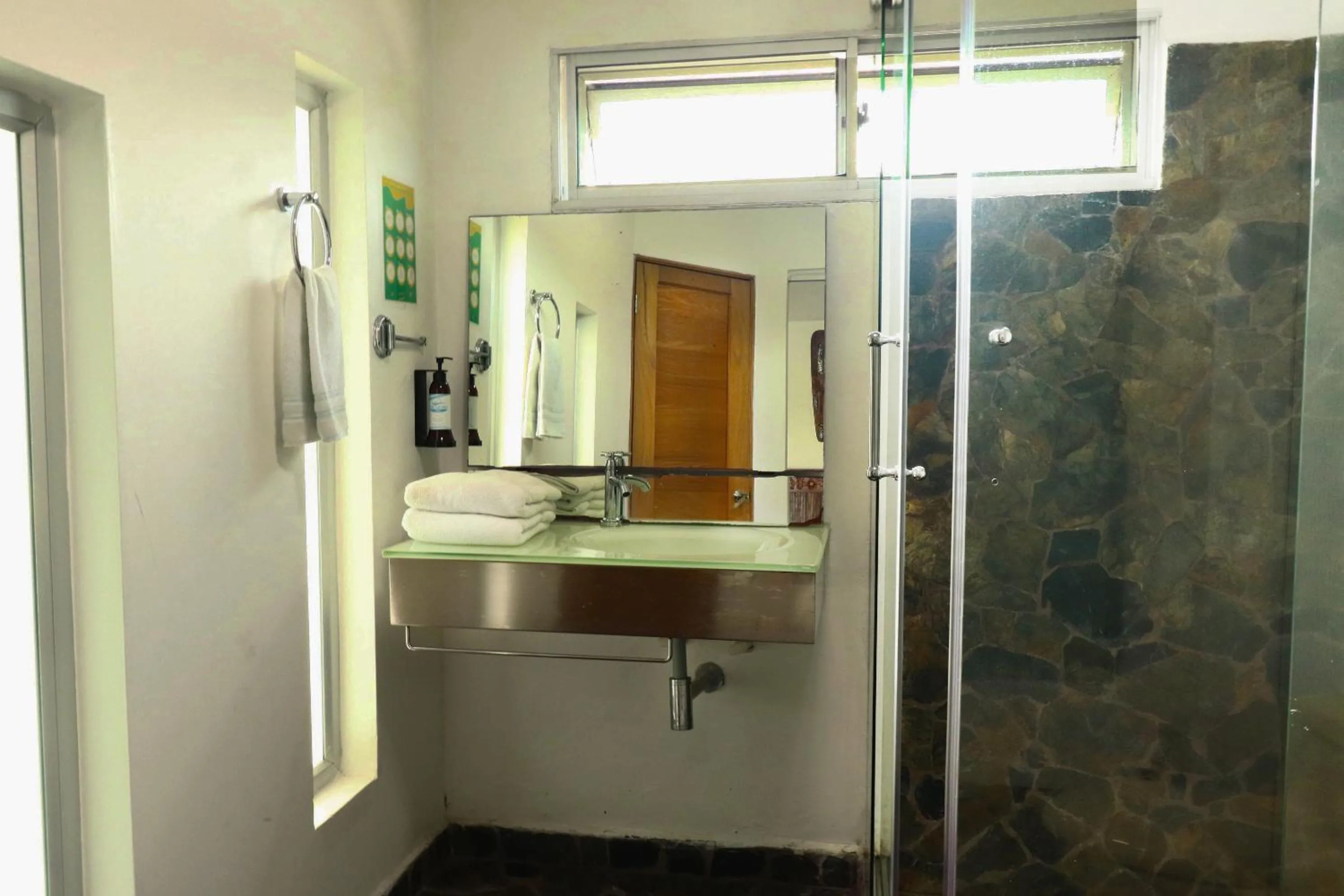 Double or Twin Room in Hotel Portobelo Guatape