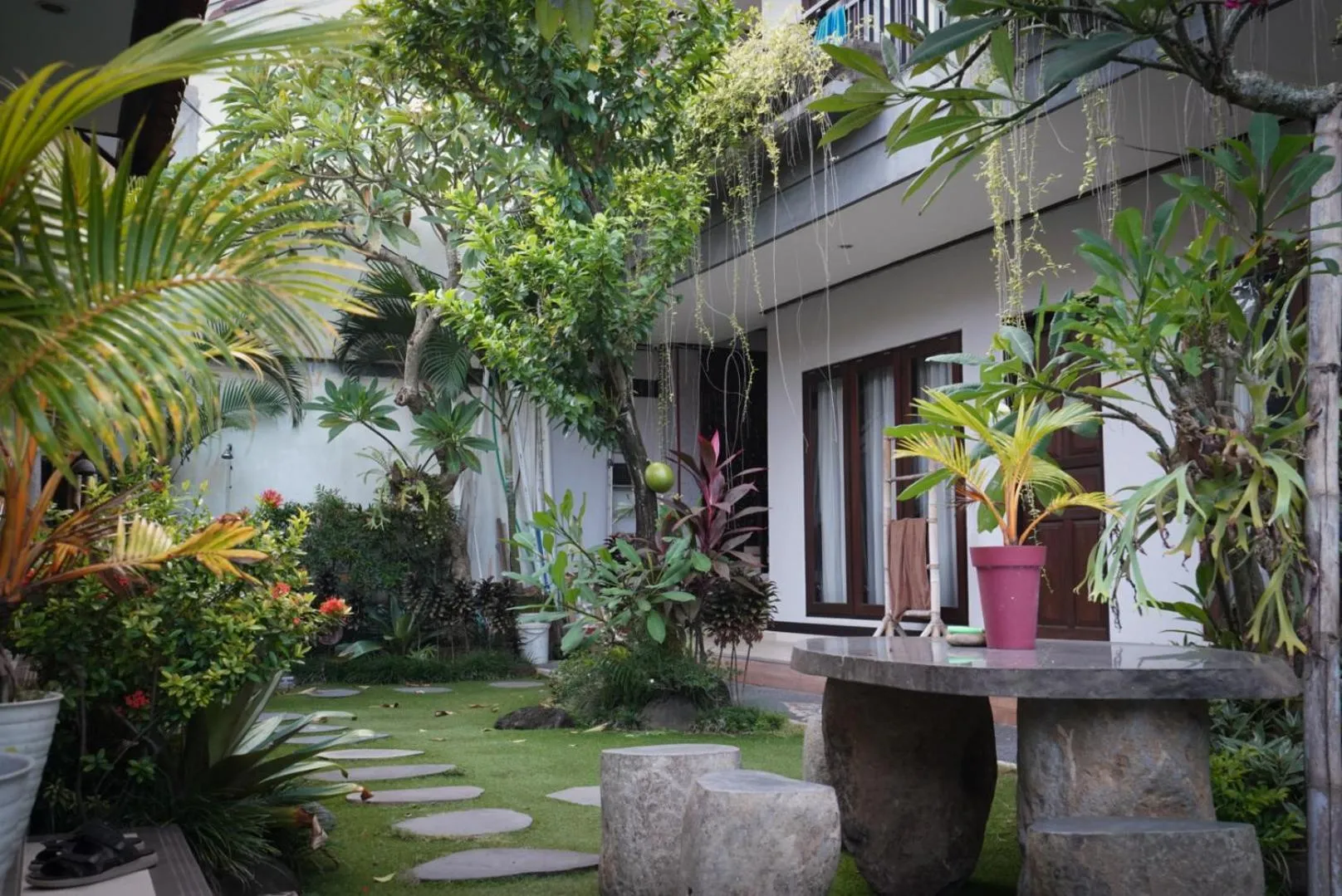 Bali Full Moon Guest House