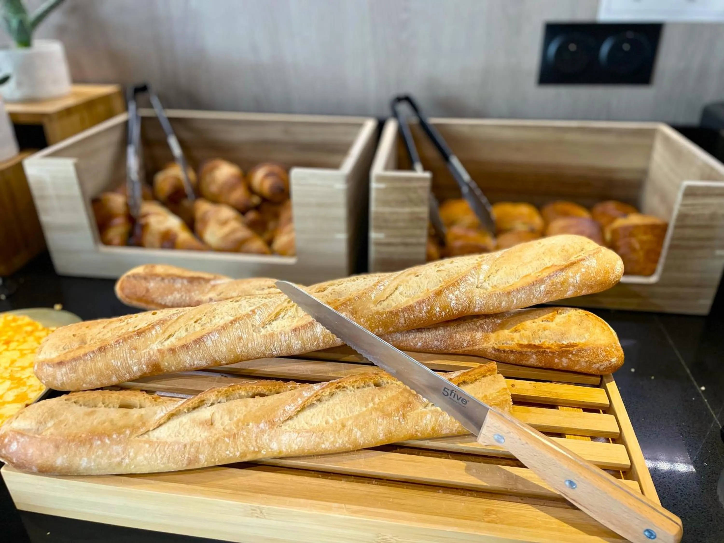 Breakfast in Hôtel Villa Berlioz