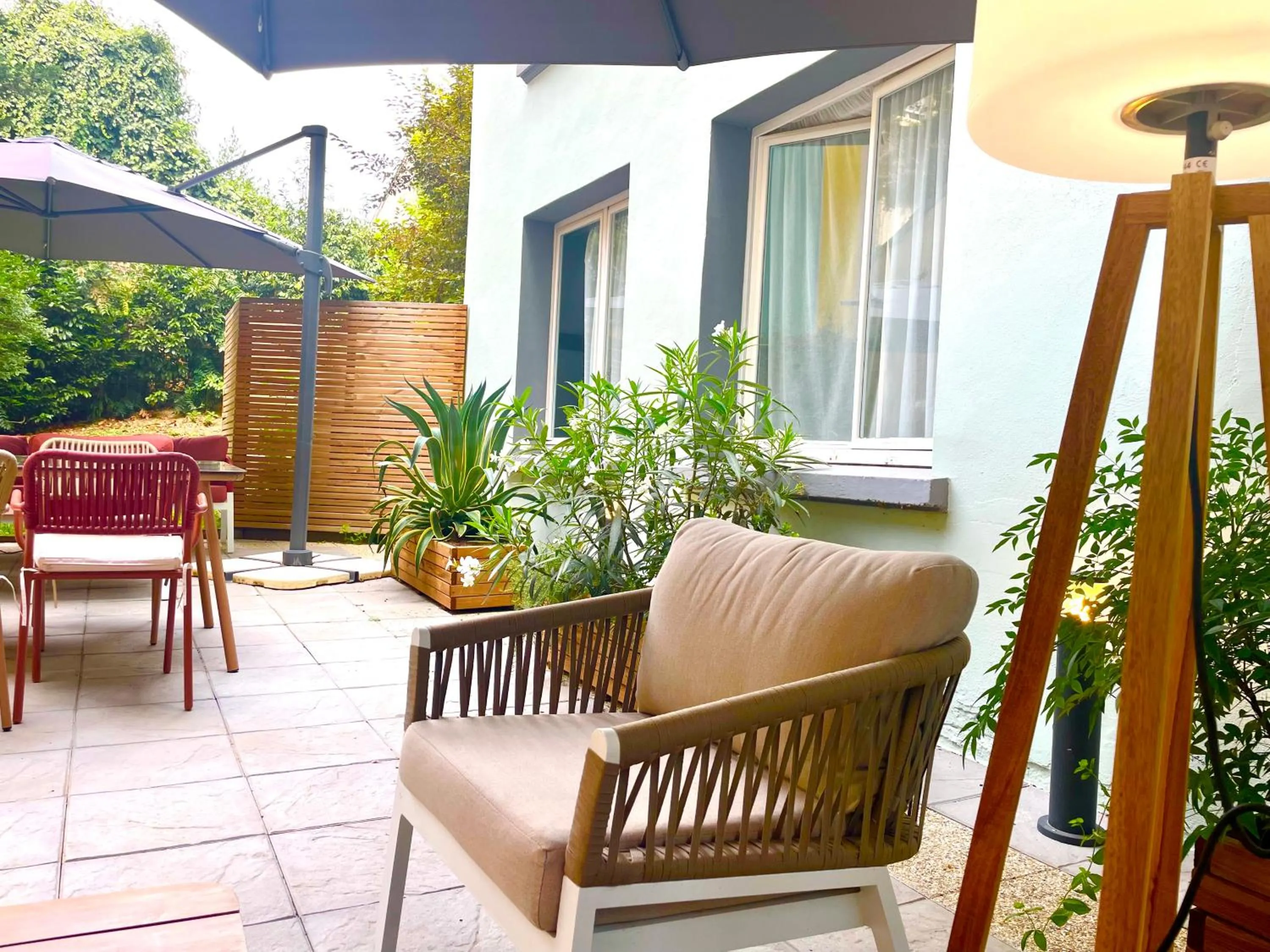 Patio in Hôtel Villa Berlioz