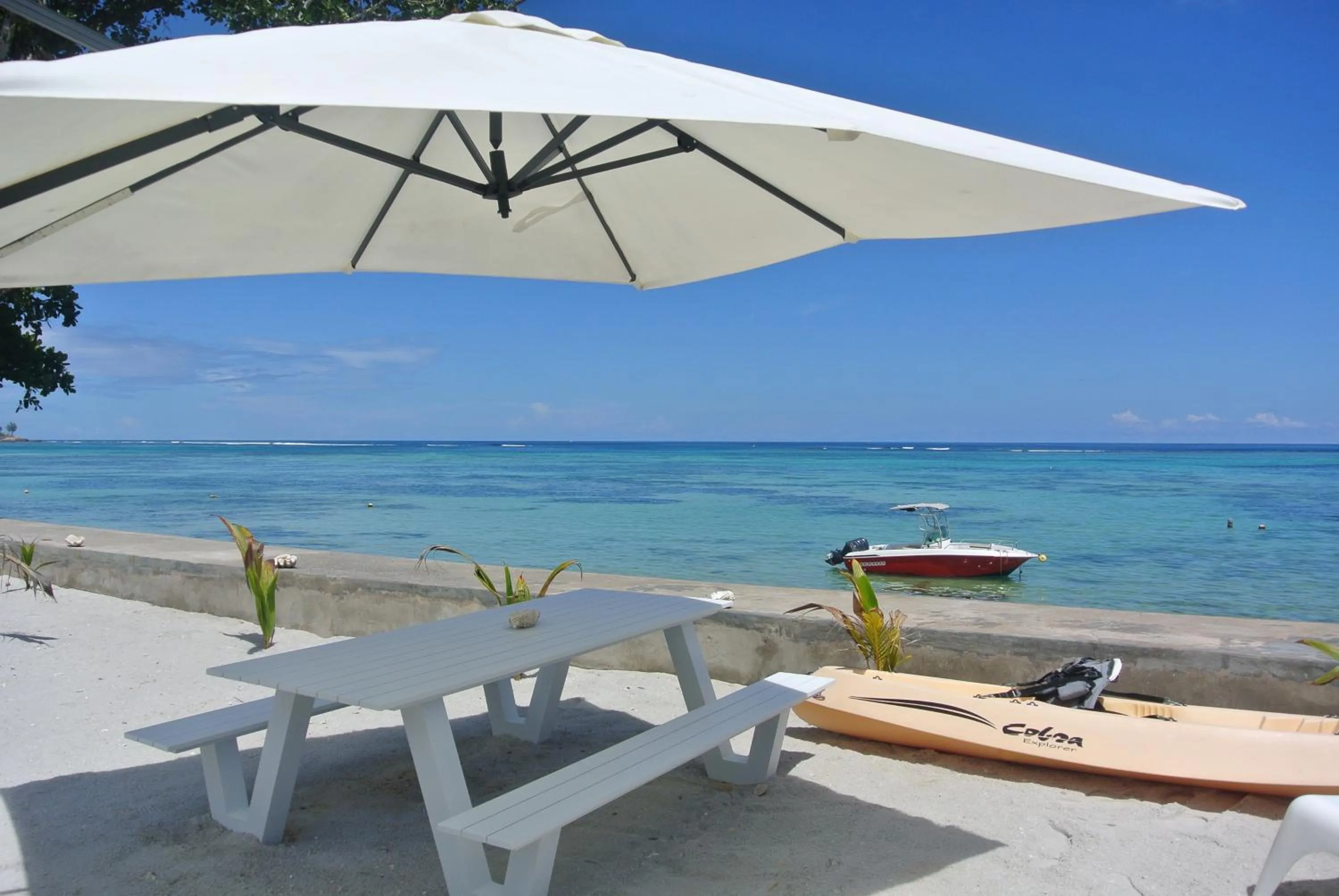 Property building in Le Nautique Beachfront Apartments