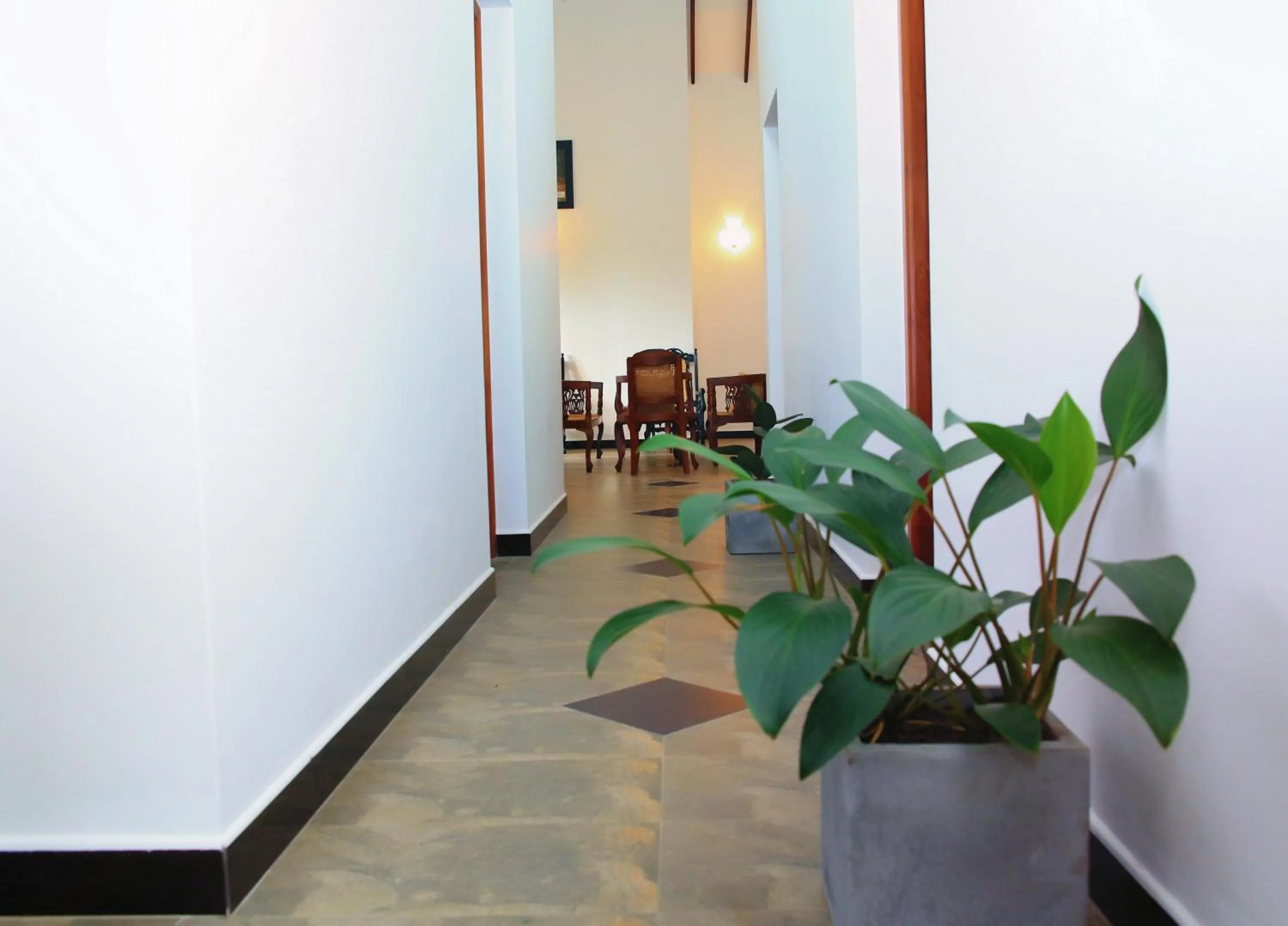 Area and facilities in Amsterdam Tourist Rest