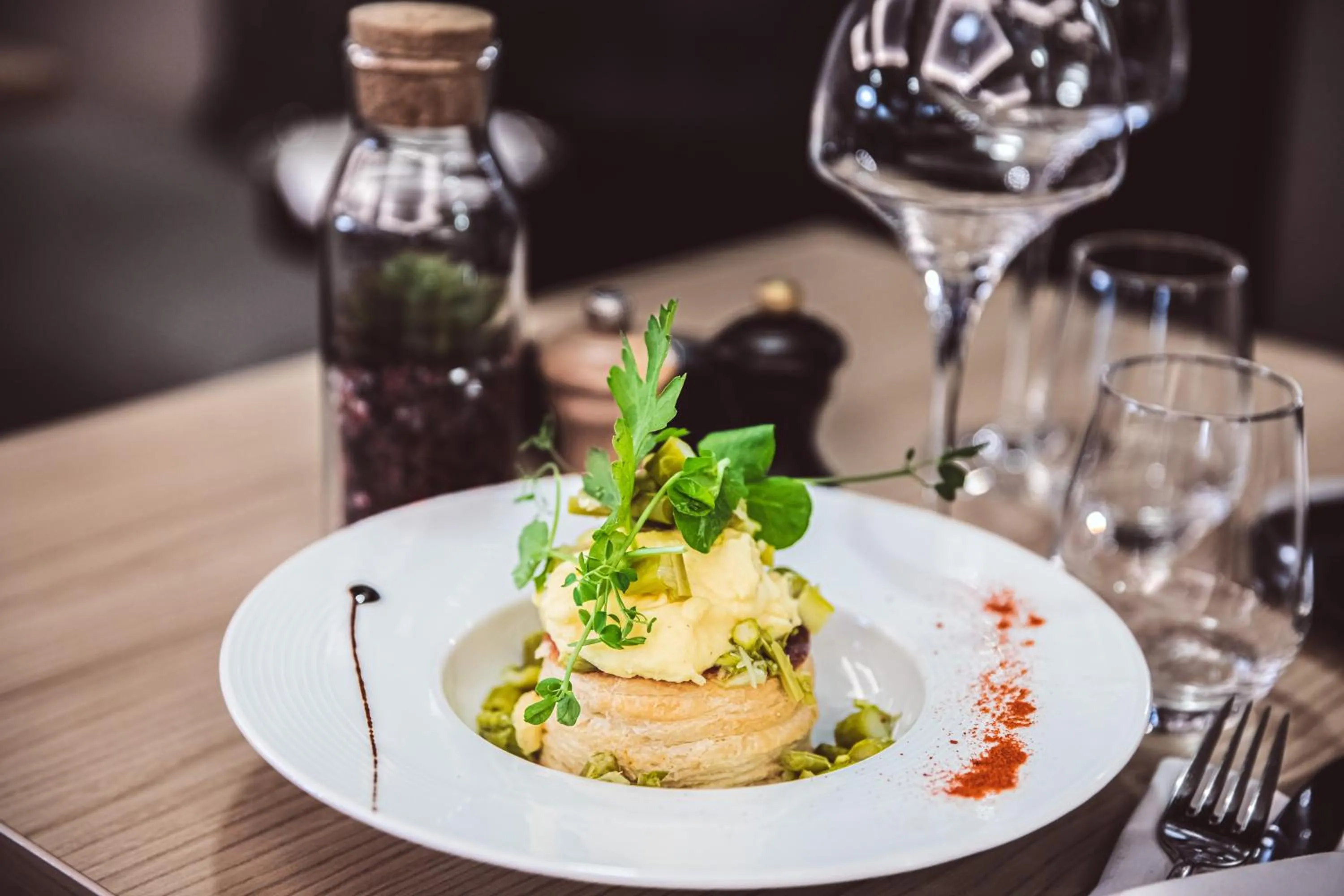 Restaurant/places to eat in Holiday Inn Mulhouse by IHG