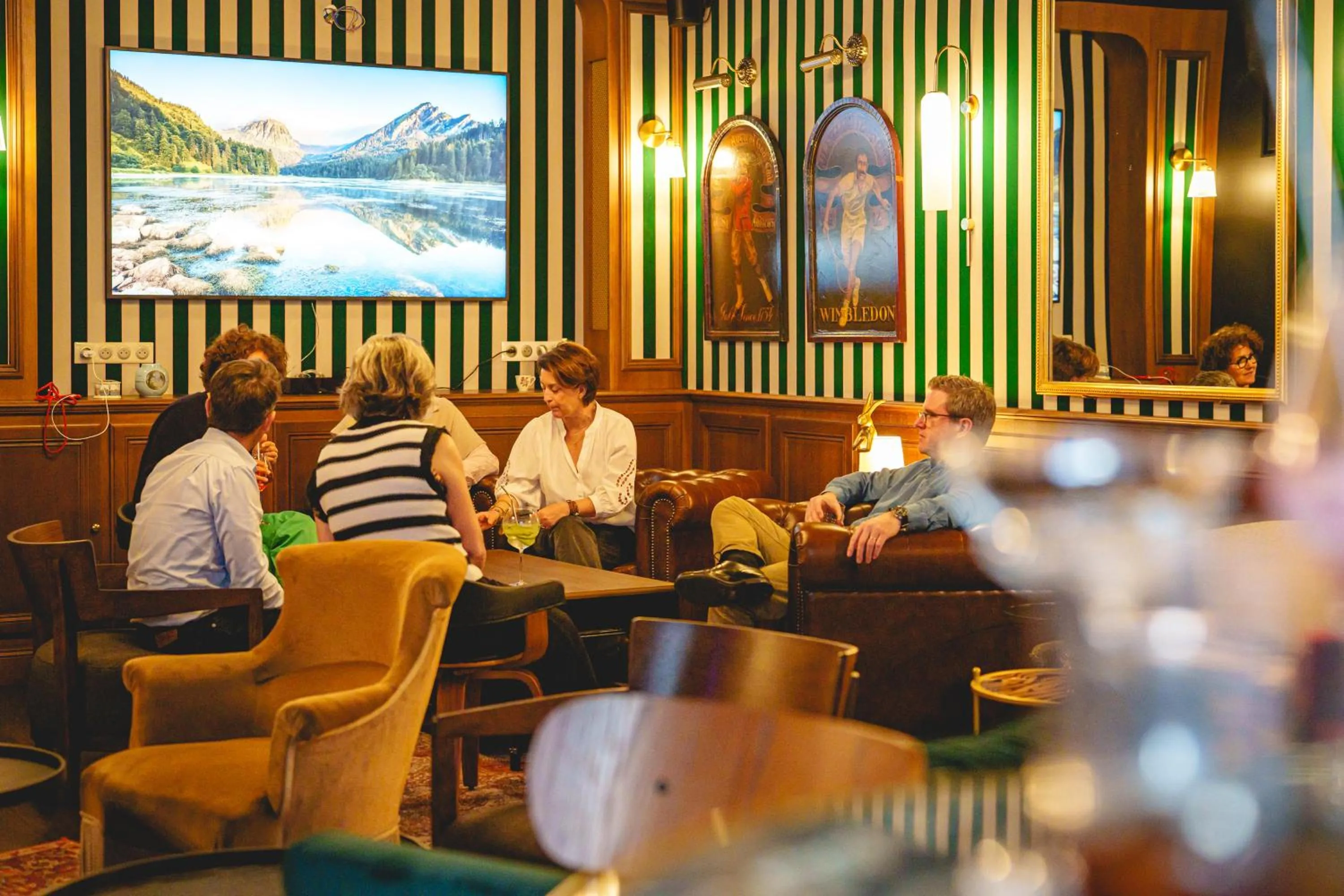 Restaurant/places to eat in The Originals Boutique, Hôtel Le Londres, Saumur