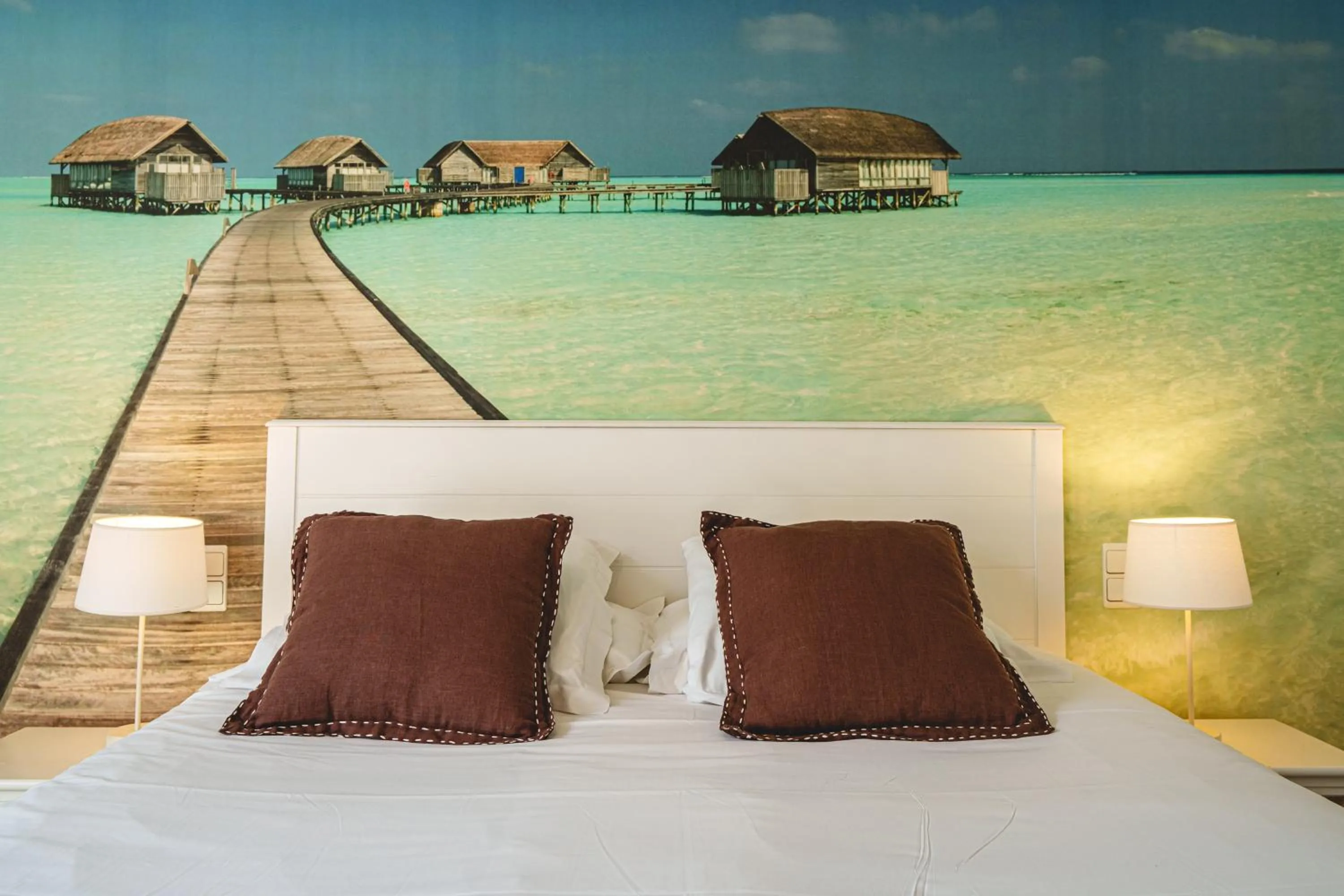 Bed in The Originals Boutique, Hôtel Le Londres, Saumur