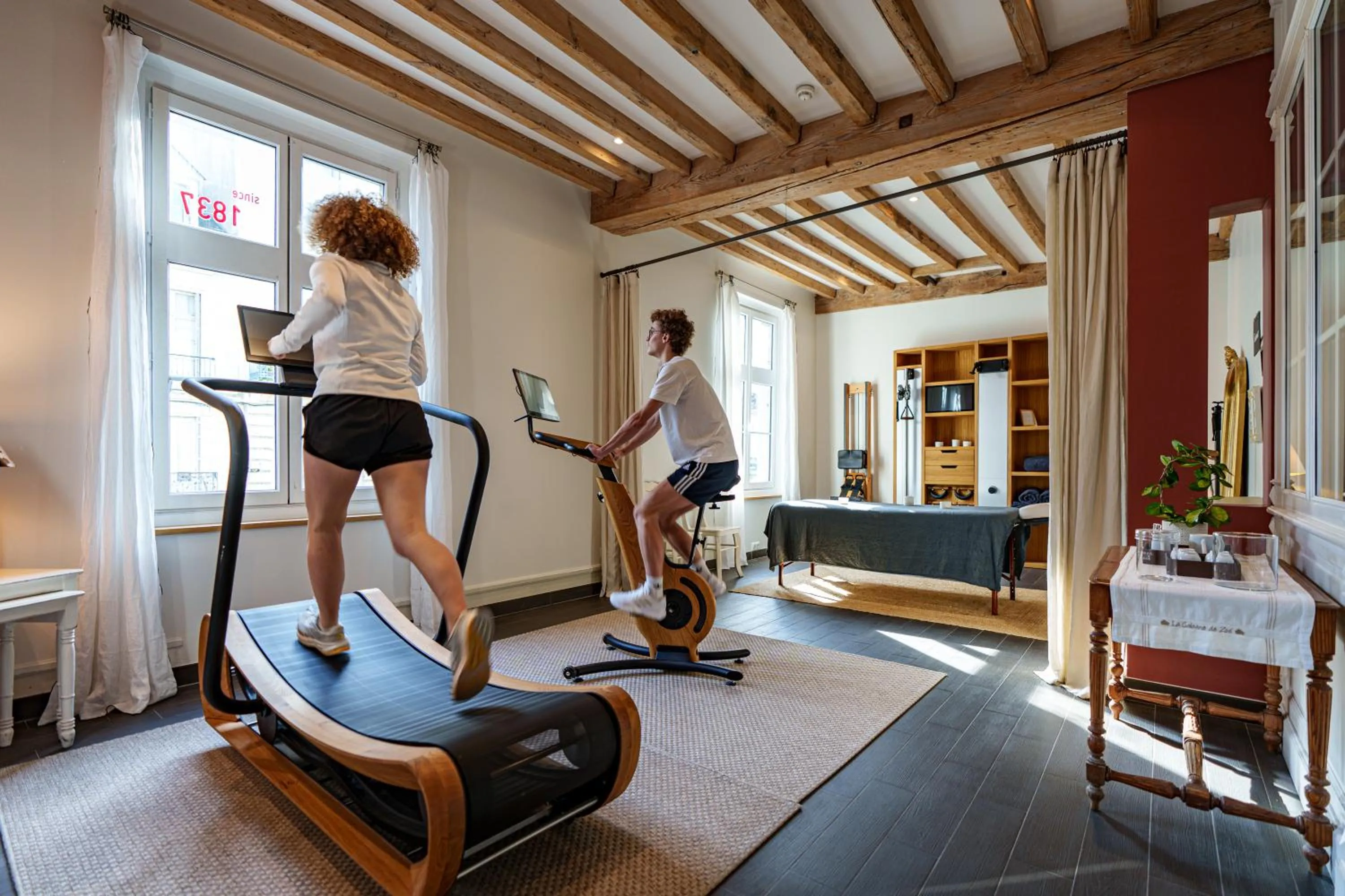 Fitness centre/facilities in The Originals Boutique, Hôtel Le Londres, Saumur