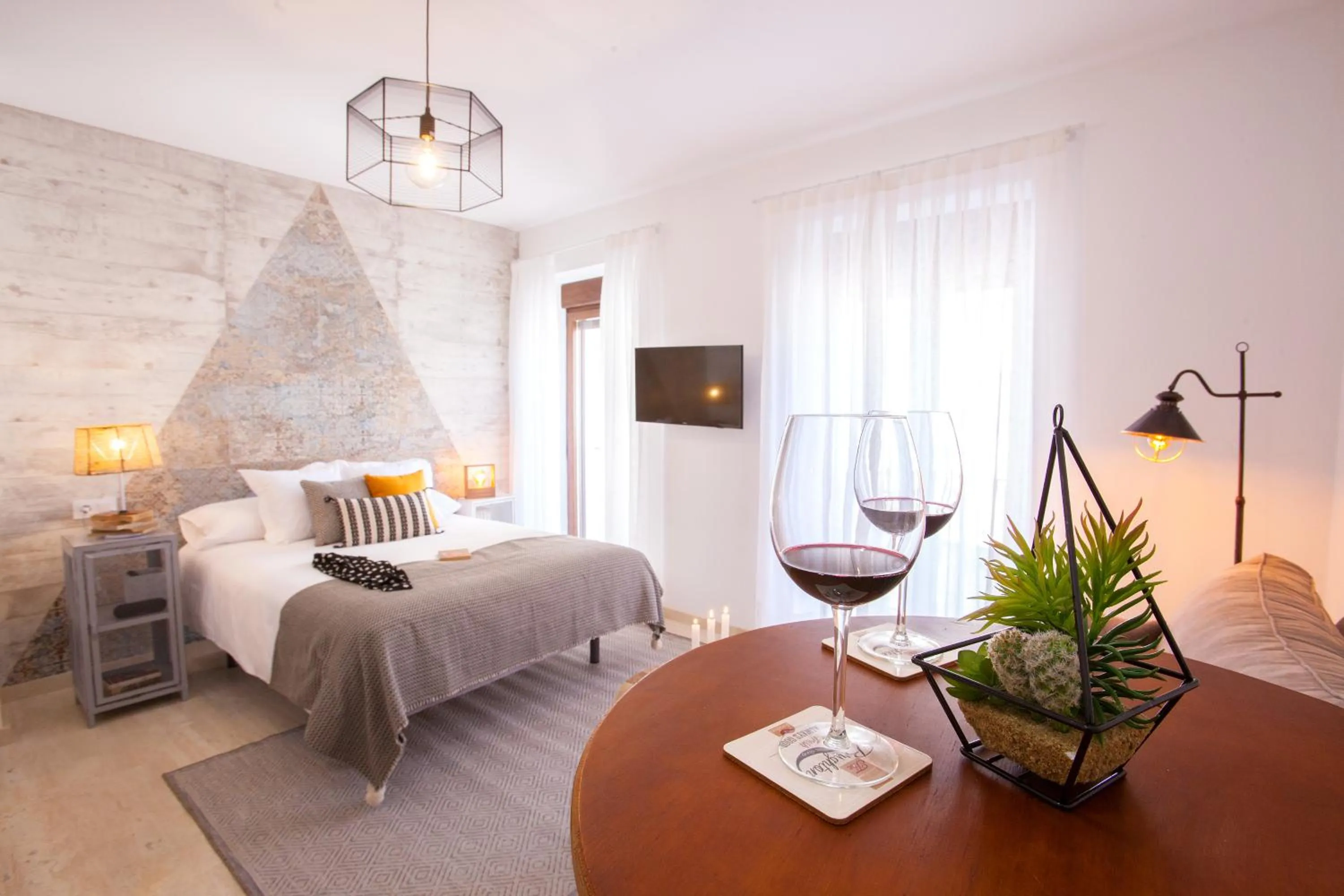 Bedroom, Bed in Hostly Mariana