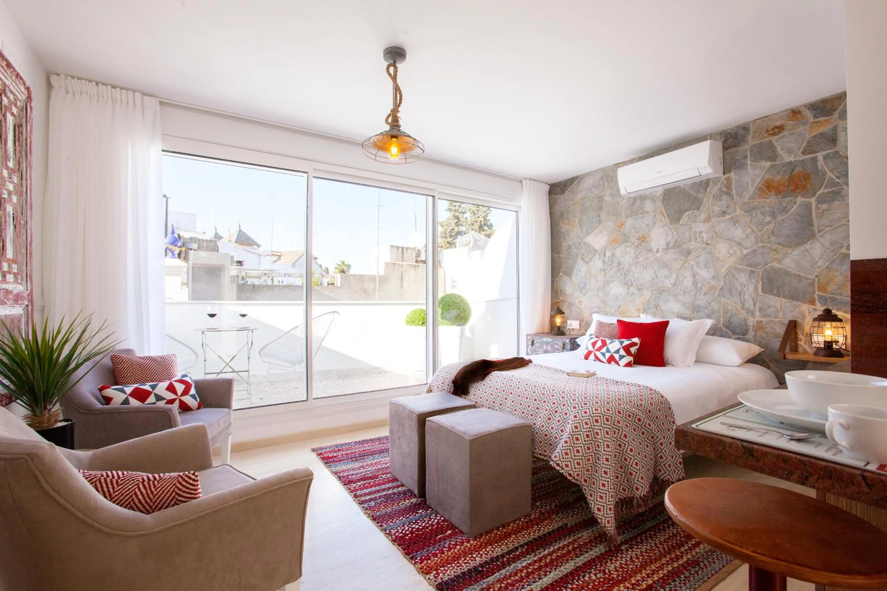 Decorative detail, Bed in Hostly Mariana