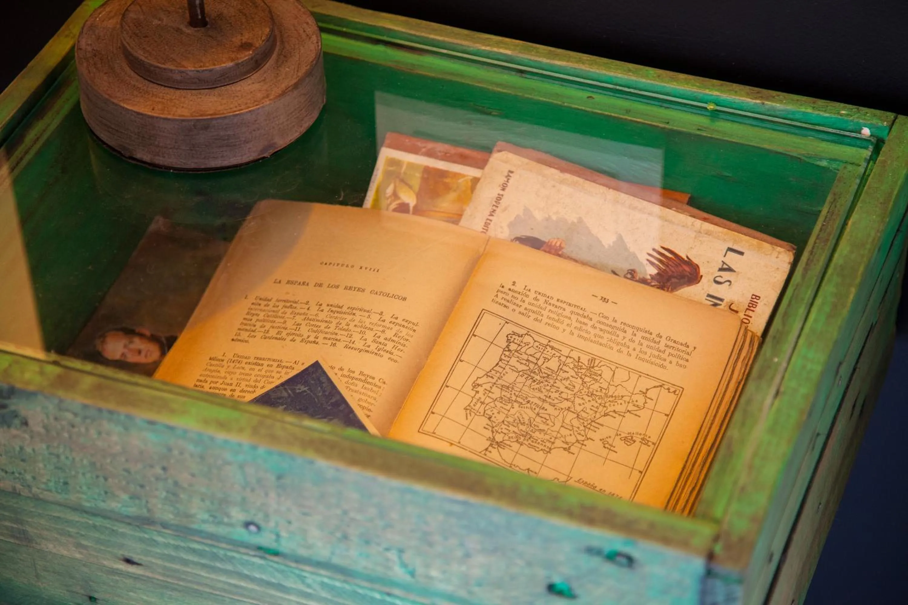 Decorative detail in Hostly Mariana