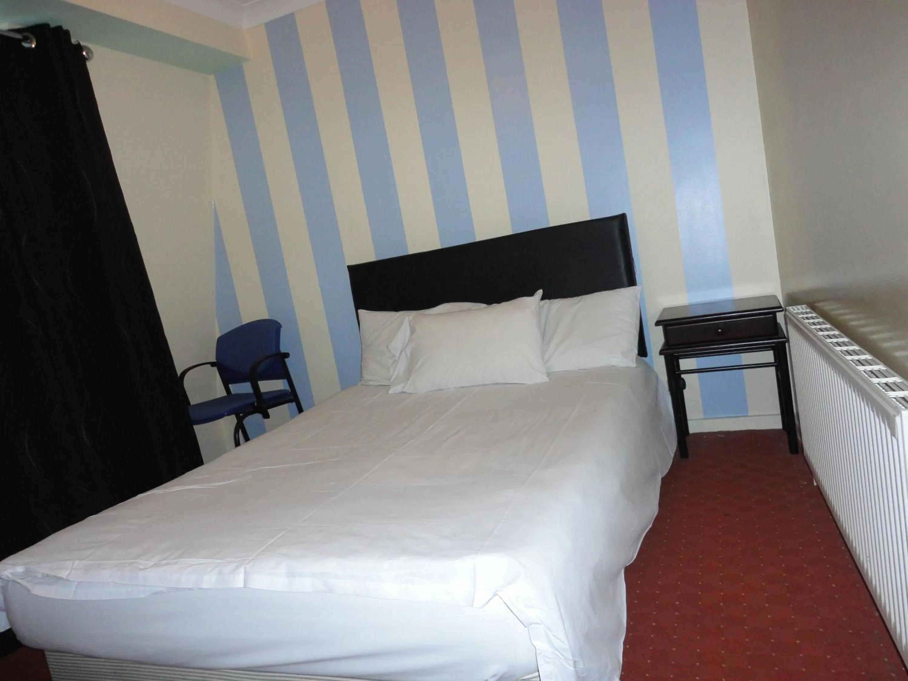 Bed in City View Hotel