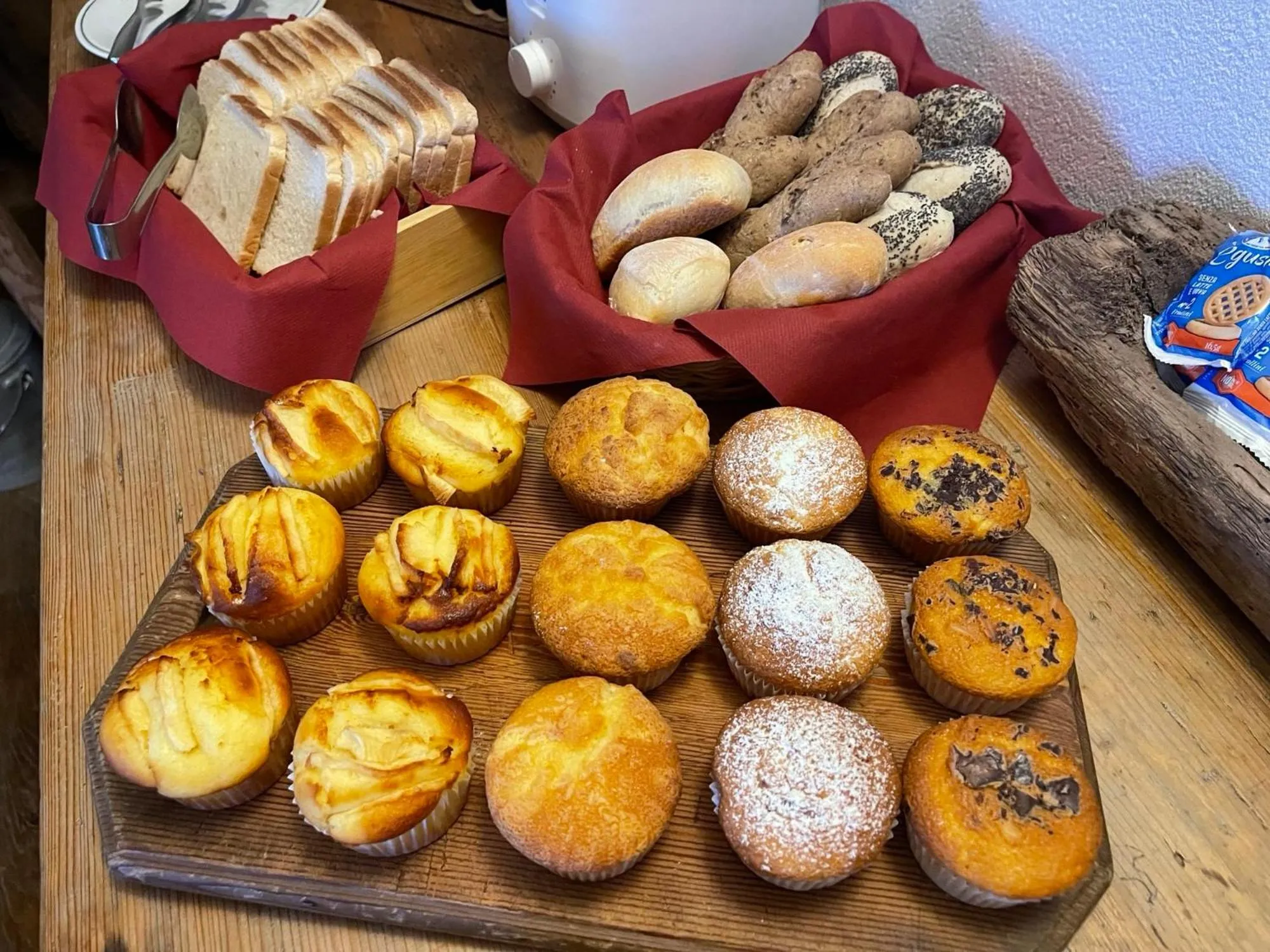 Breakfast in Hotel Genzianella