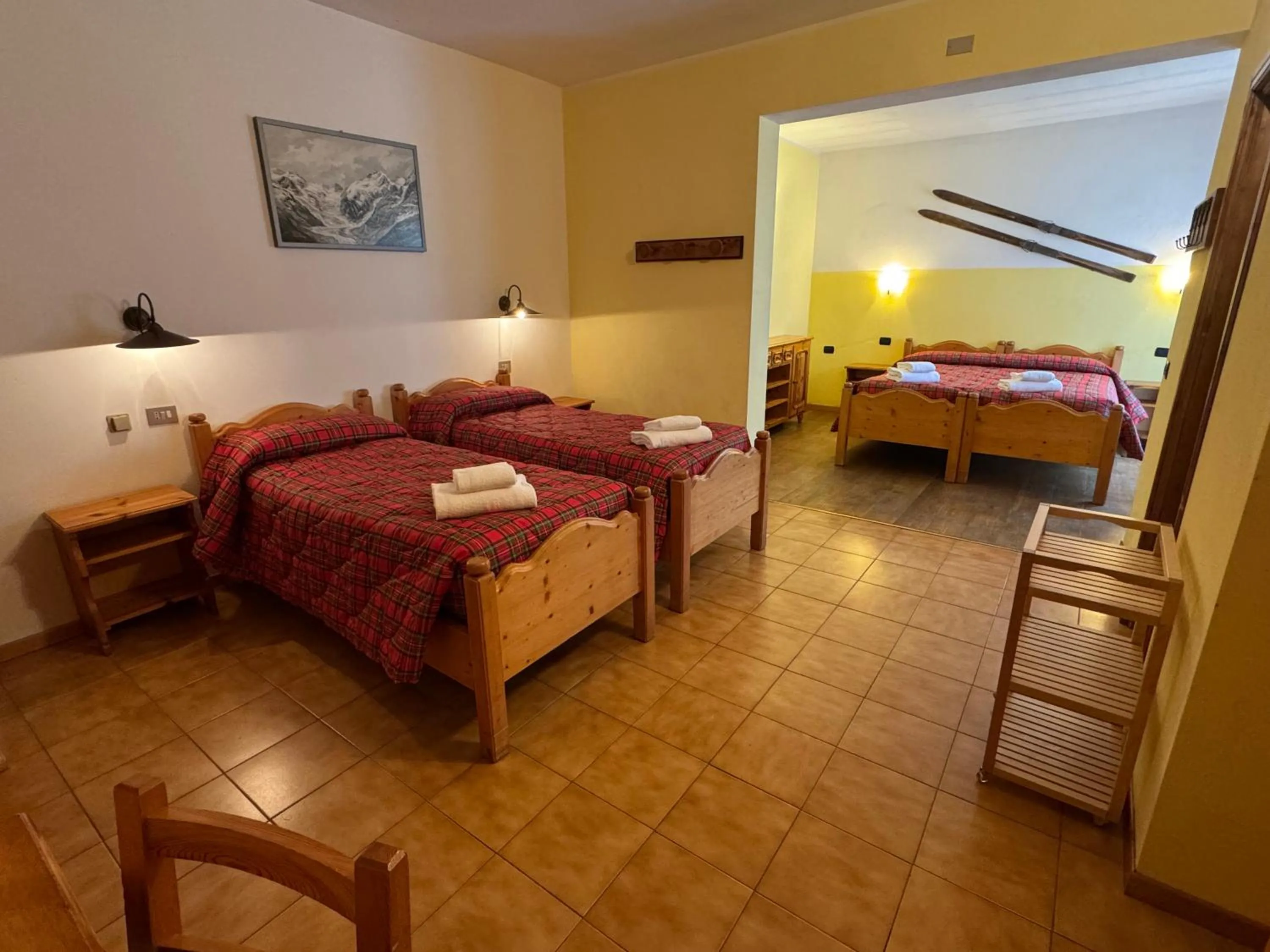Bed in Hotel Genzianella