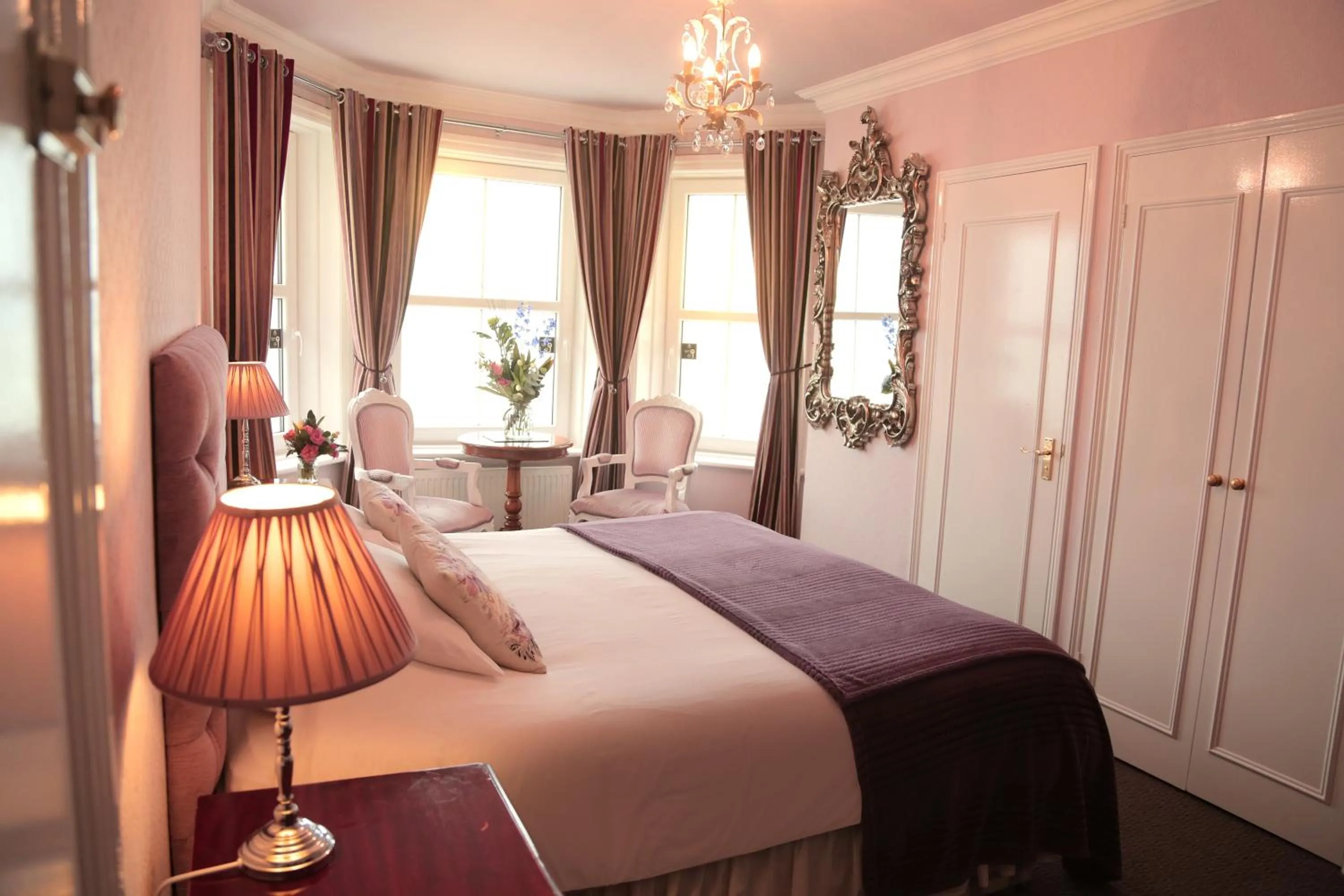 Photo of the whole room, Bed in East Beach Hotel