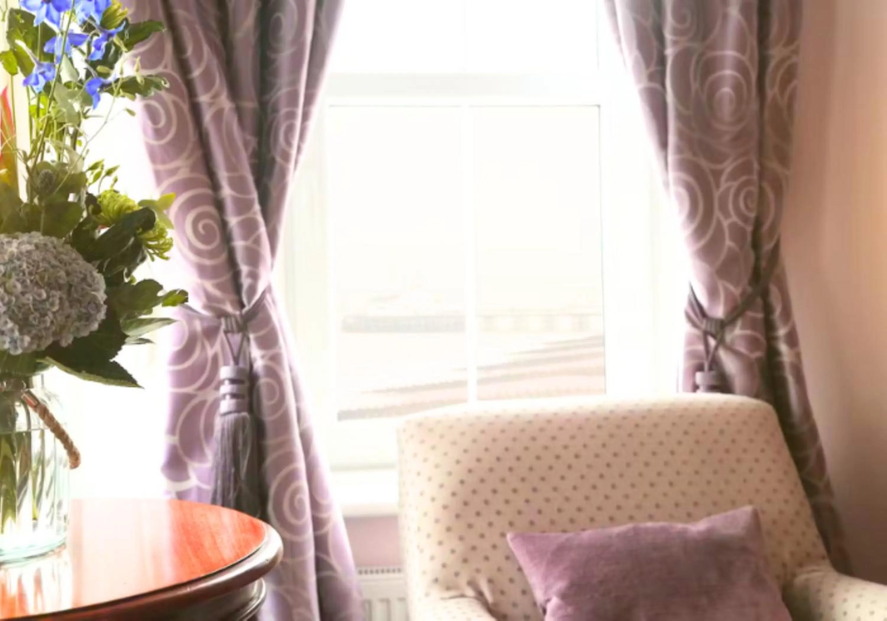 Seating area in East Beach Hotel