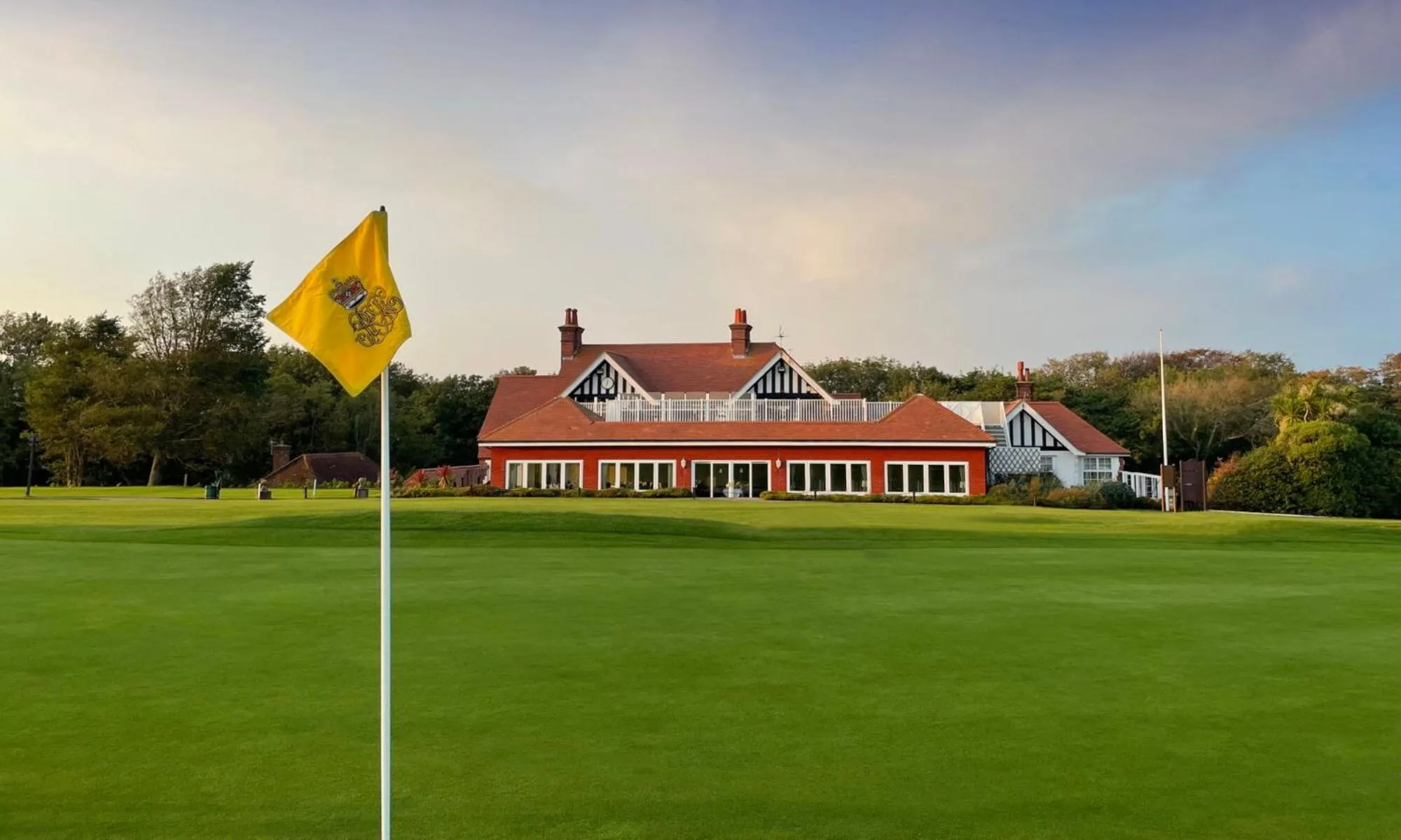 Golfcourse in East Beach Hotel
